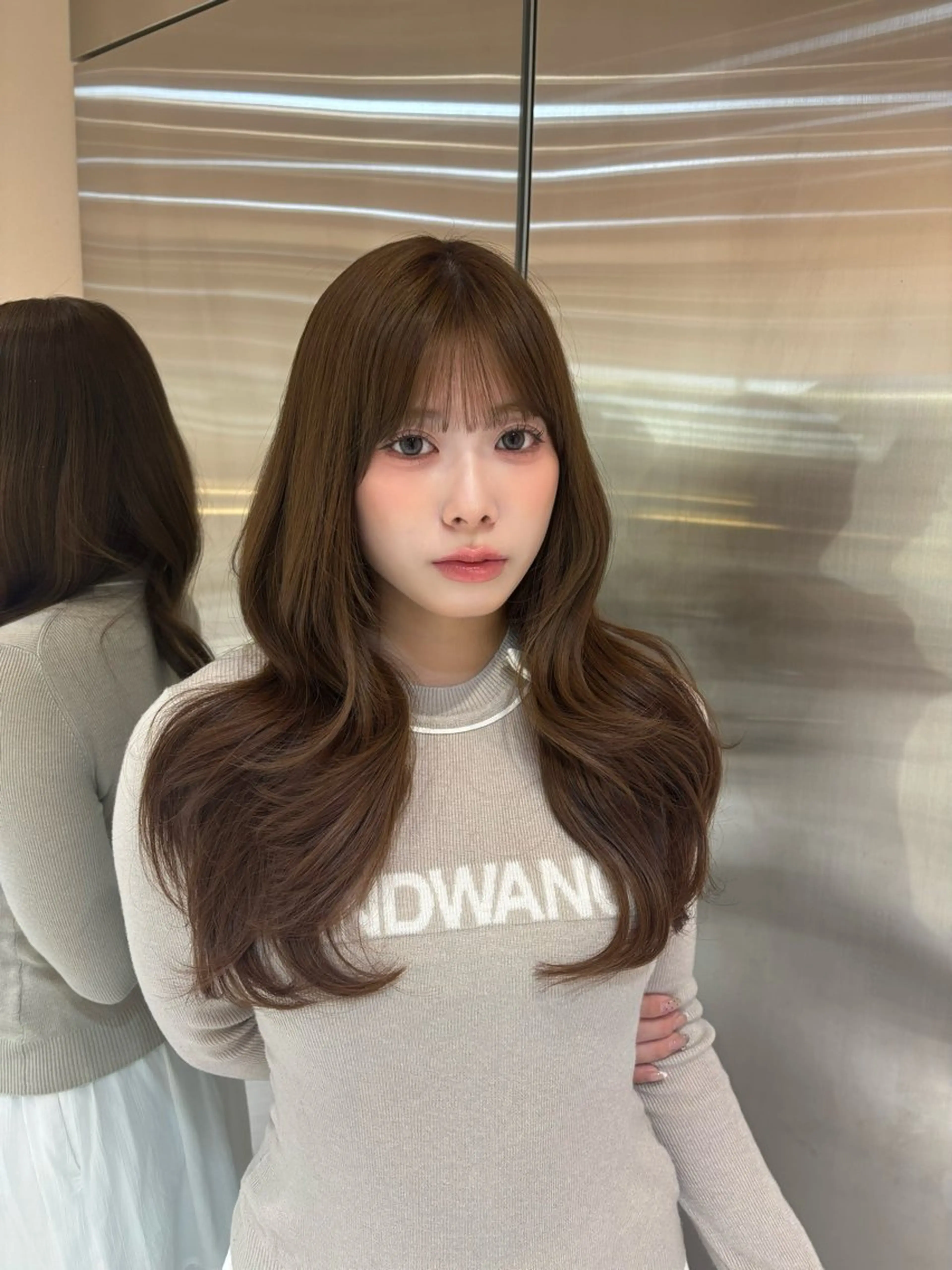 ロング くびれヘア レイヤーカット 新宿/韓国ヘア kurea🎀のヘアスタイル
