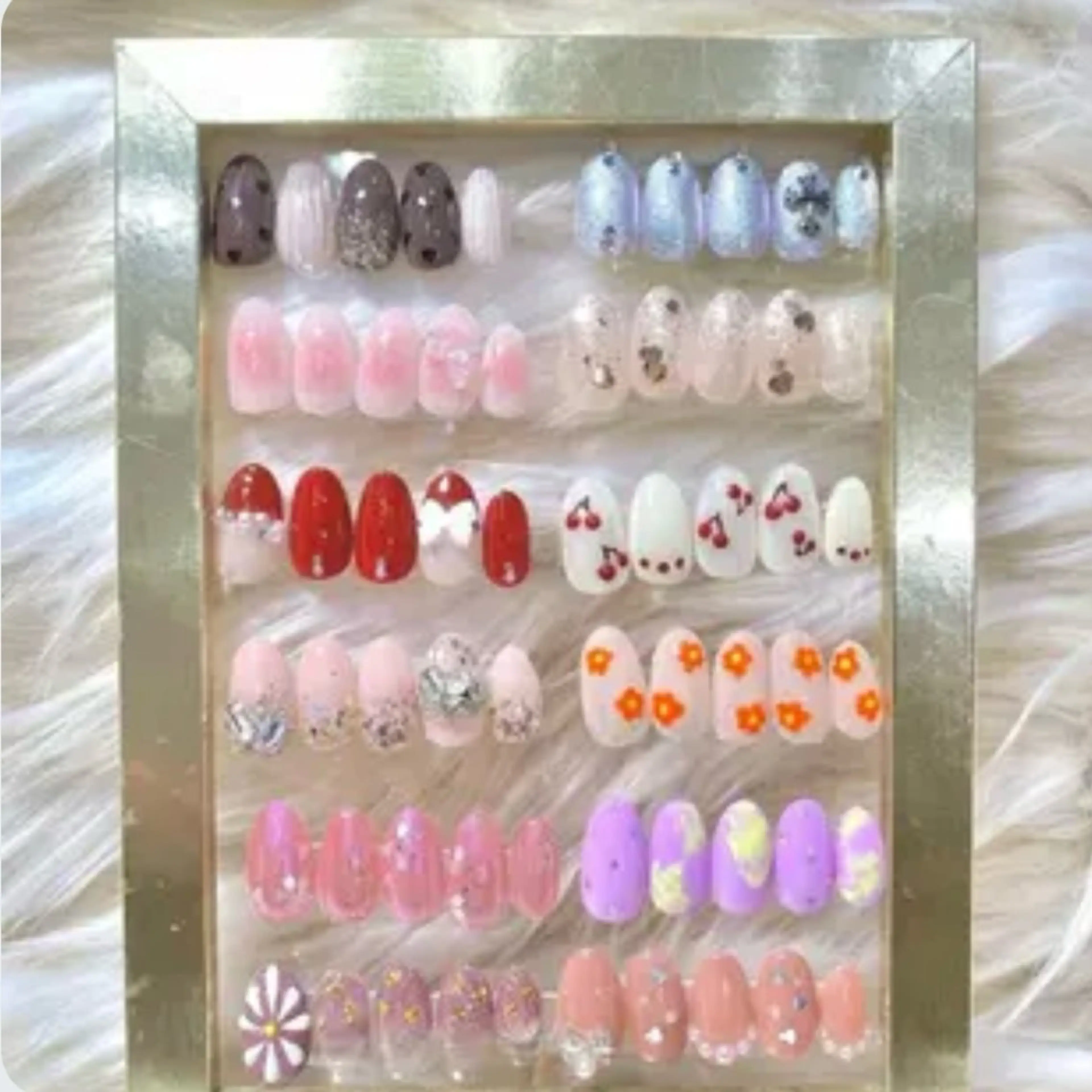 ネイル ハンドネイル Nail&eyeBe lire新宿YANOのマツエク・マツパデザイン