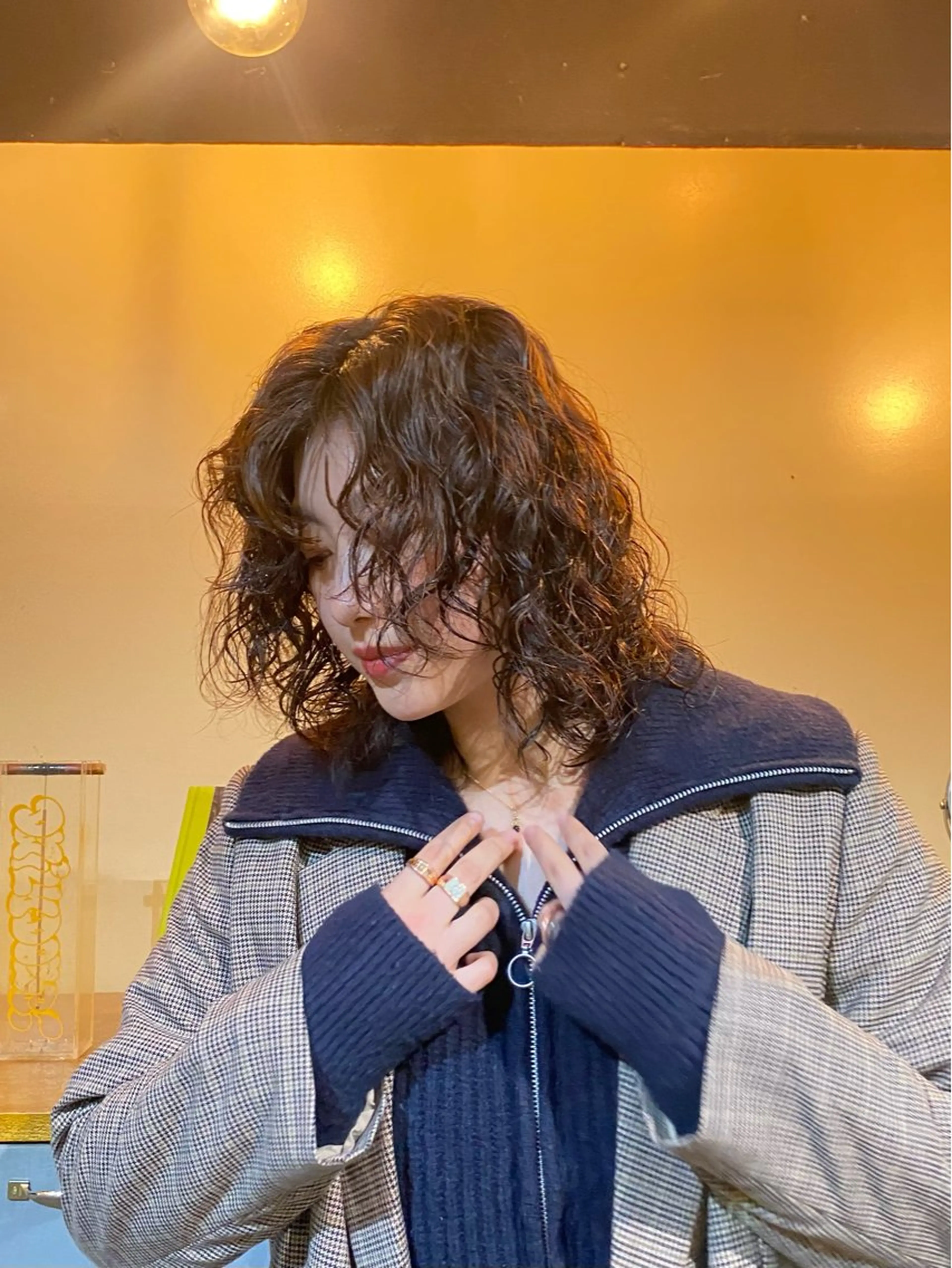 ミディアム パーマ オリーブベージュ 🫒🩶Rianaのヘアスタイル