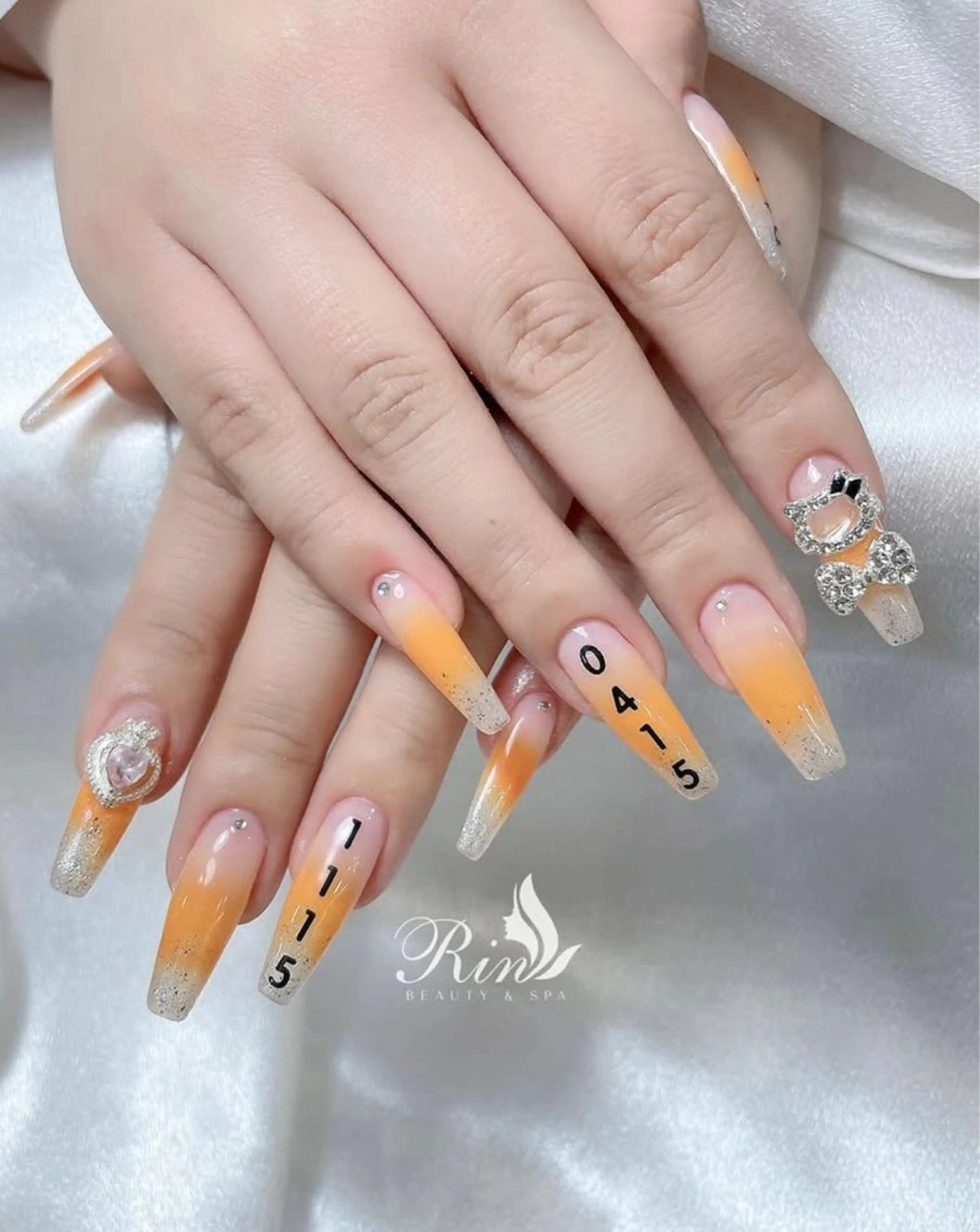 ネイル アートネイル 長さ出し ガーリー 韓国ネイル 持ち込み Rin Nail 新大久保店のネイルデザイン