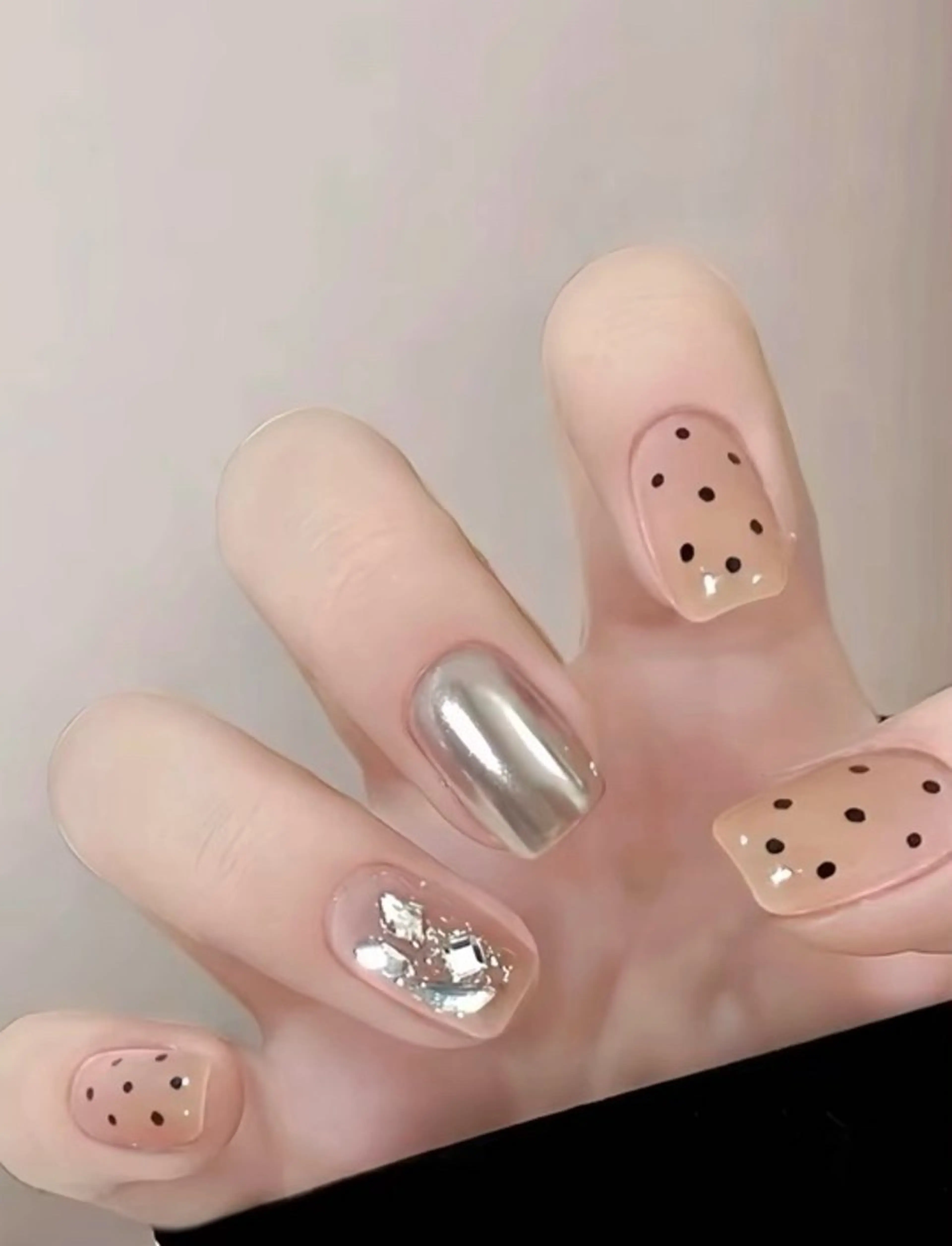 ネイル チークネイル 長さ出し フレンチネイル ガーリー 韓国ネイル SunNail池袋駅 ワンホンネイルのネイルデザイン