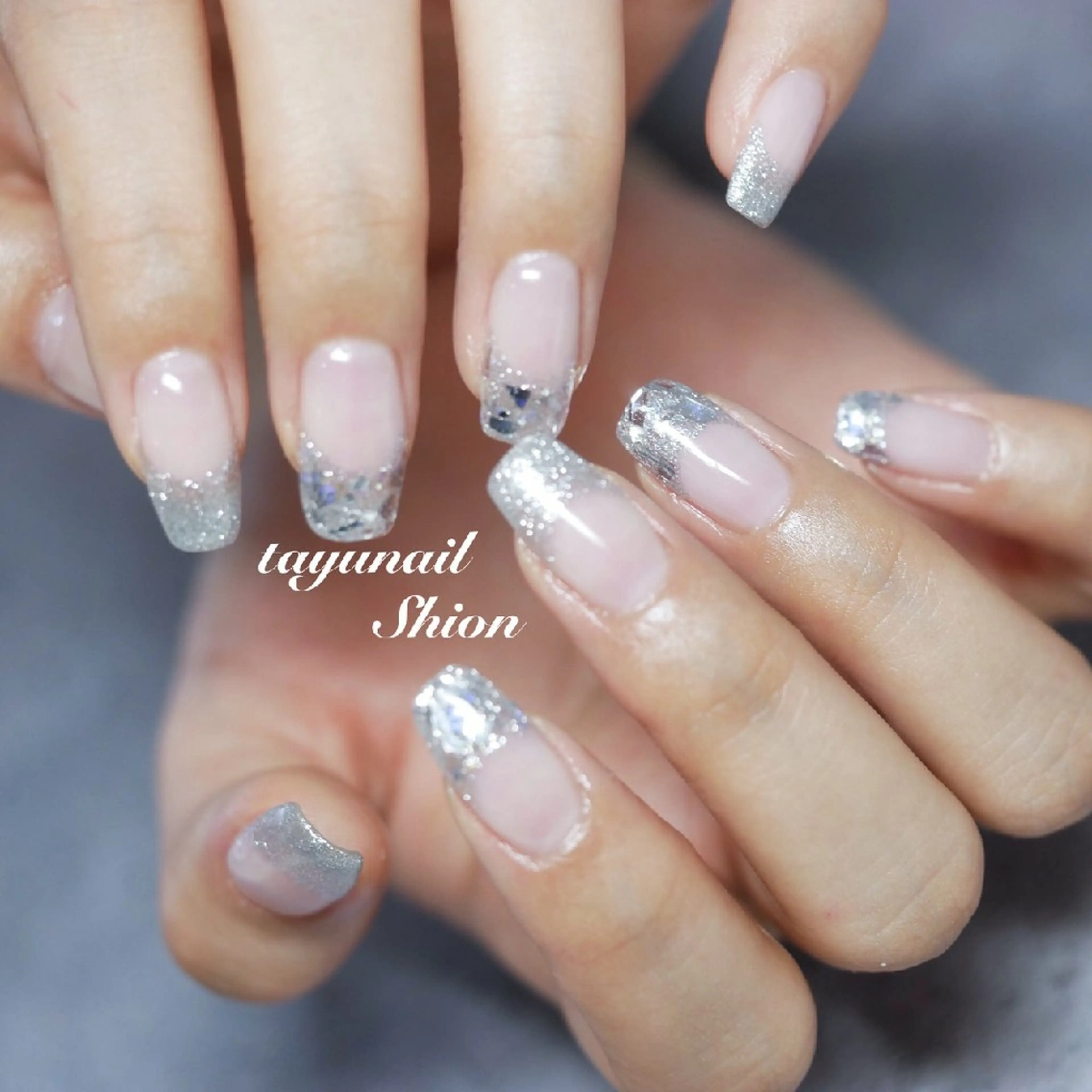 ネイル フレンチネイル ジェルネイル ガラスフレンチ キラキラネイル パラジェル ネイルサロン 【たゆnail】のネイルデザイン