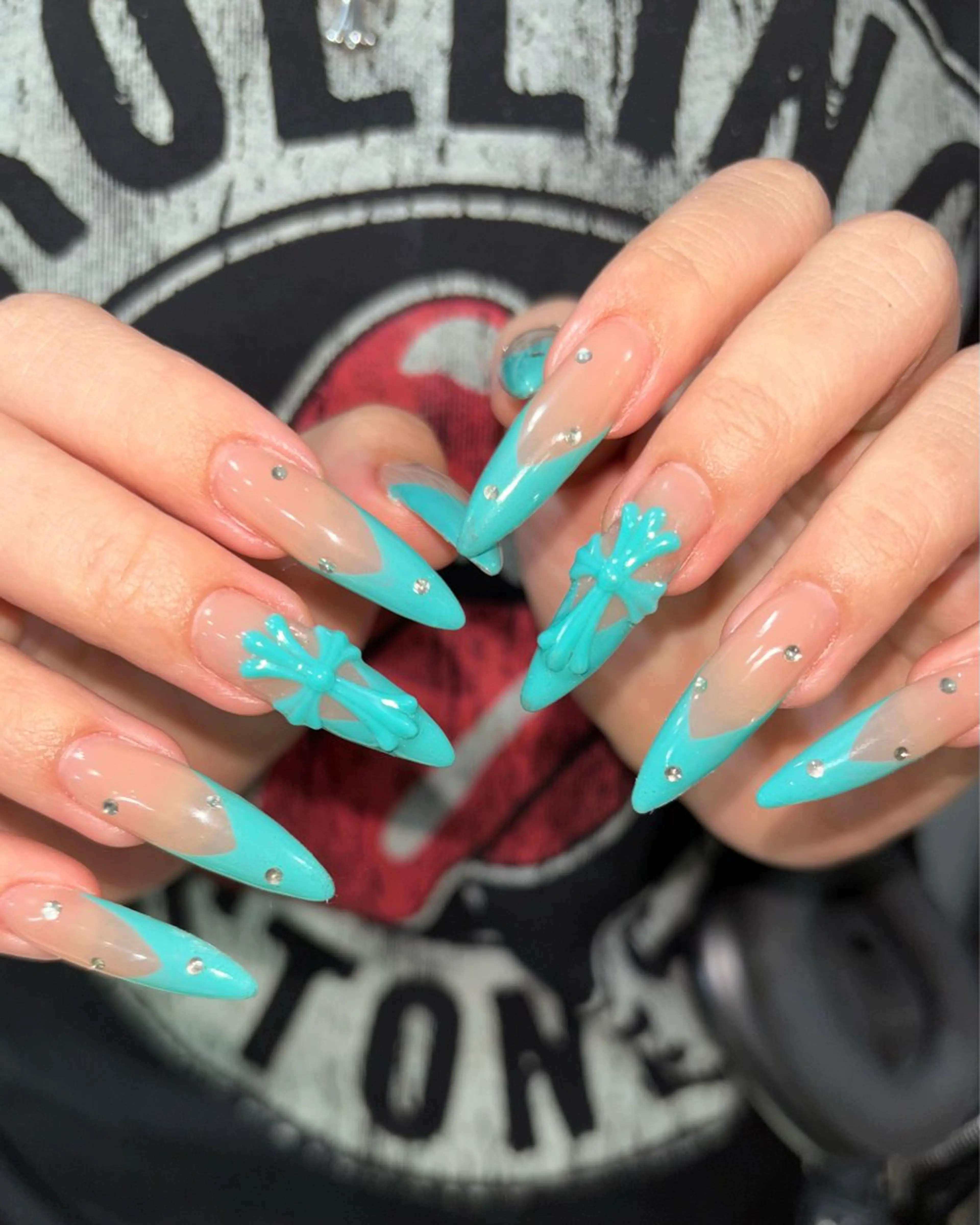 ネイル ハンドネイル 🪐富島彩夏 /海外nail🪐のネイルデザイン