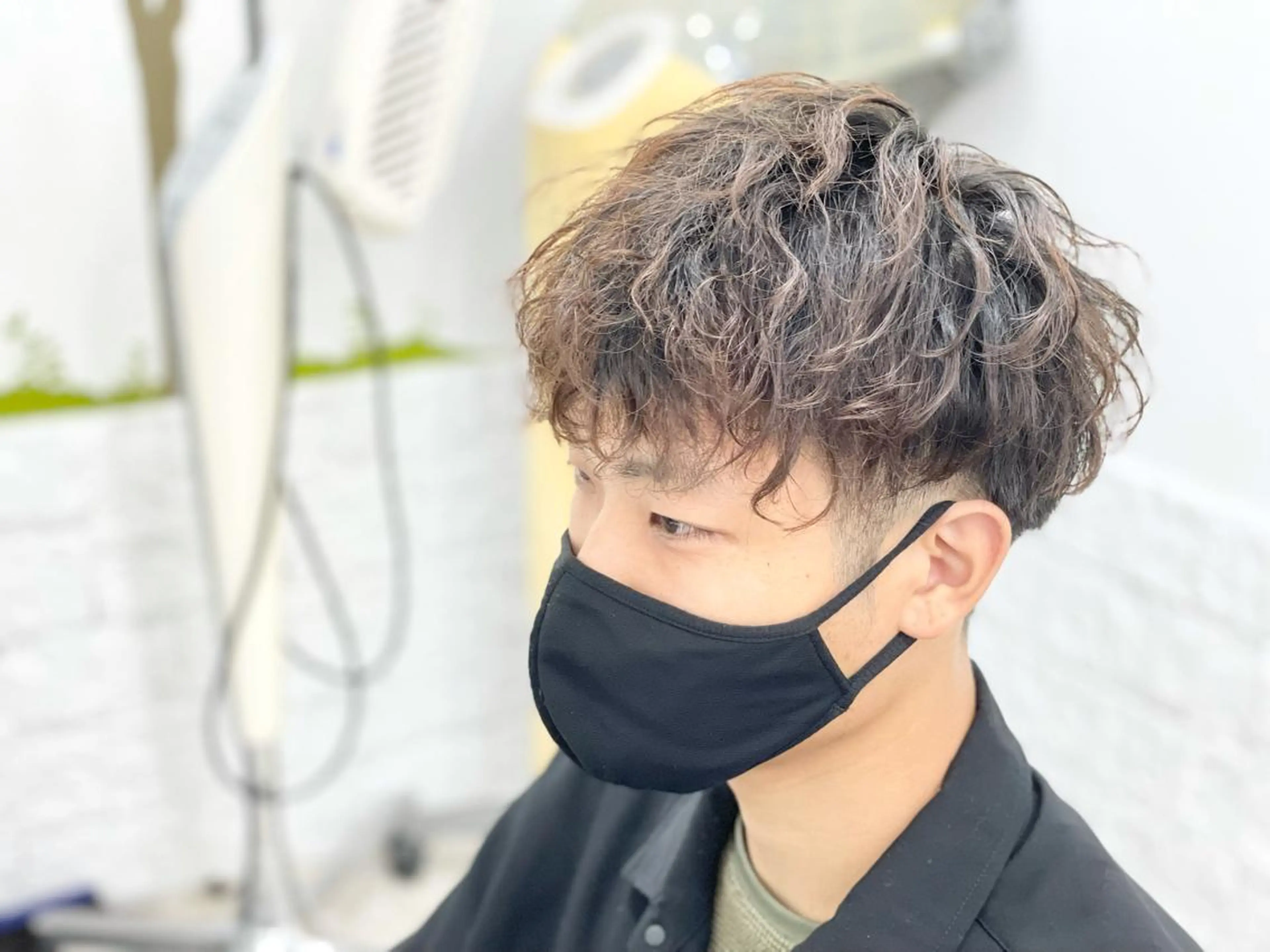 ショート パーマ メンズ ハイライト&曲がる 縮毛矯正特化 玉置のヘアスタイル