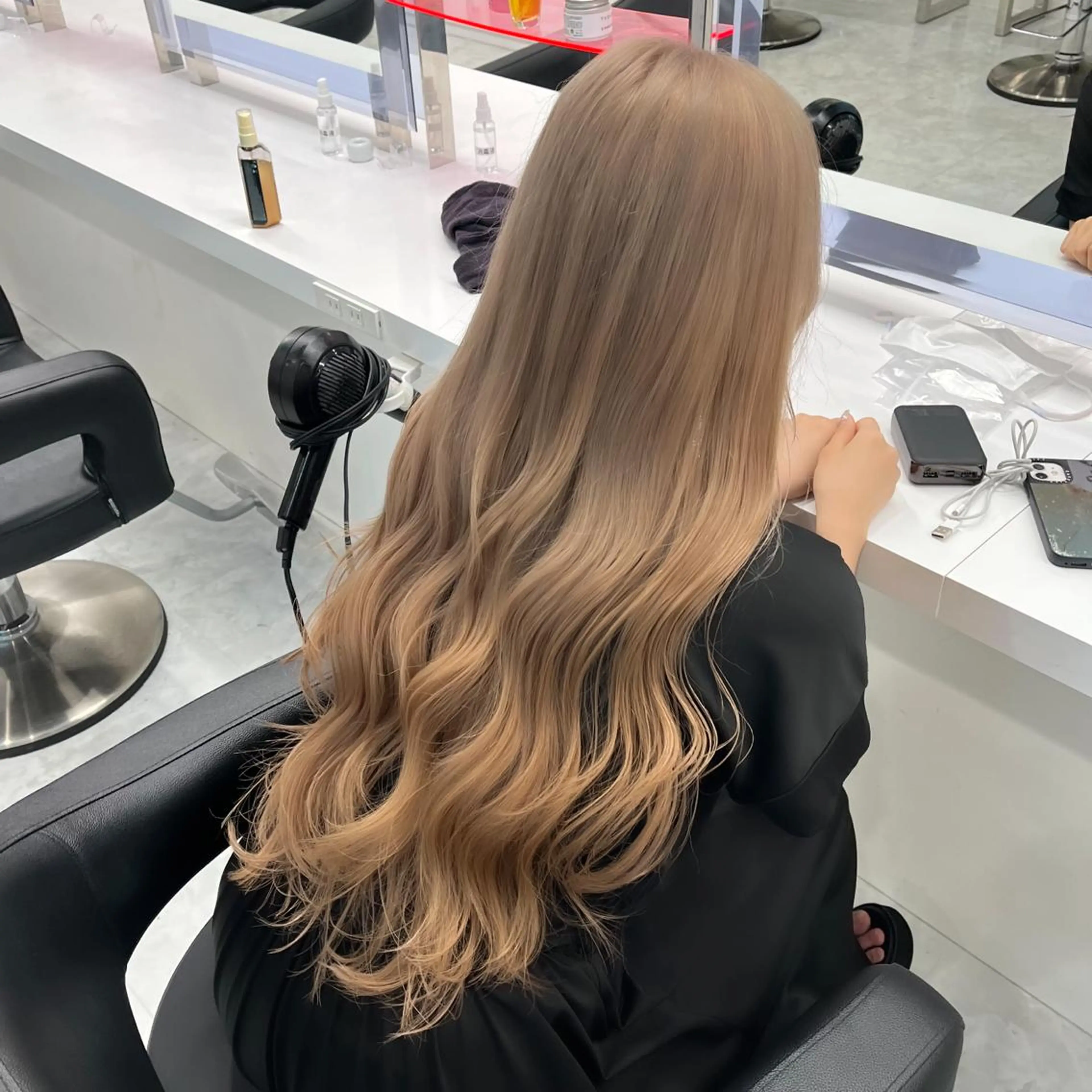 ロング カラー ヘアアレンジ ブリーチ 透明感カラー ブリーチなしカラー 髪質改善 レイヤーカット 🤍韓国ヘア特化 🤍力丸🤍のヘアスタイル