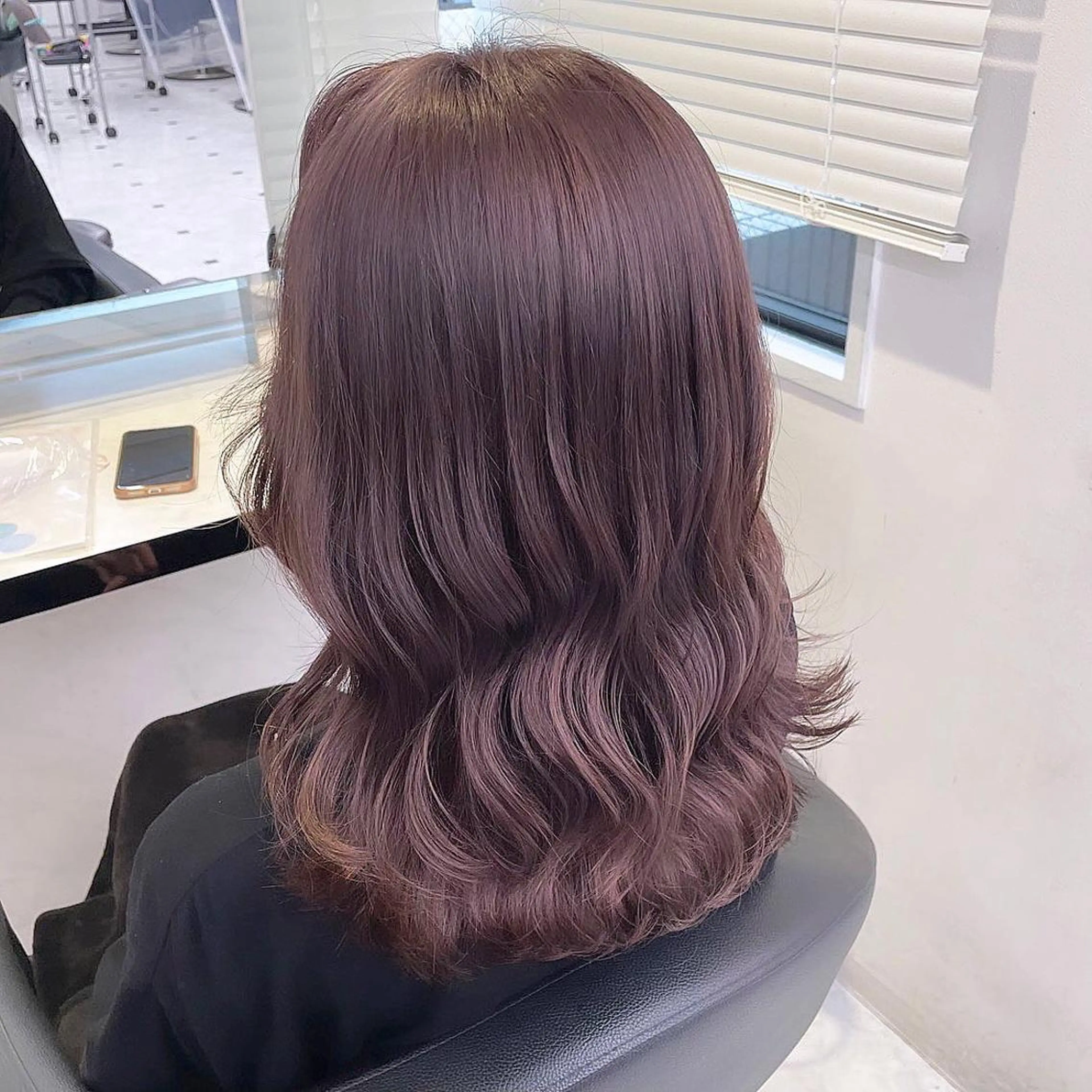 セミロング カラー 🩰透明感カラー♡ UTA🩰のヘアスタイル