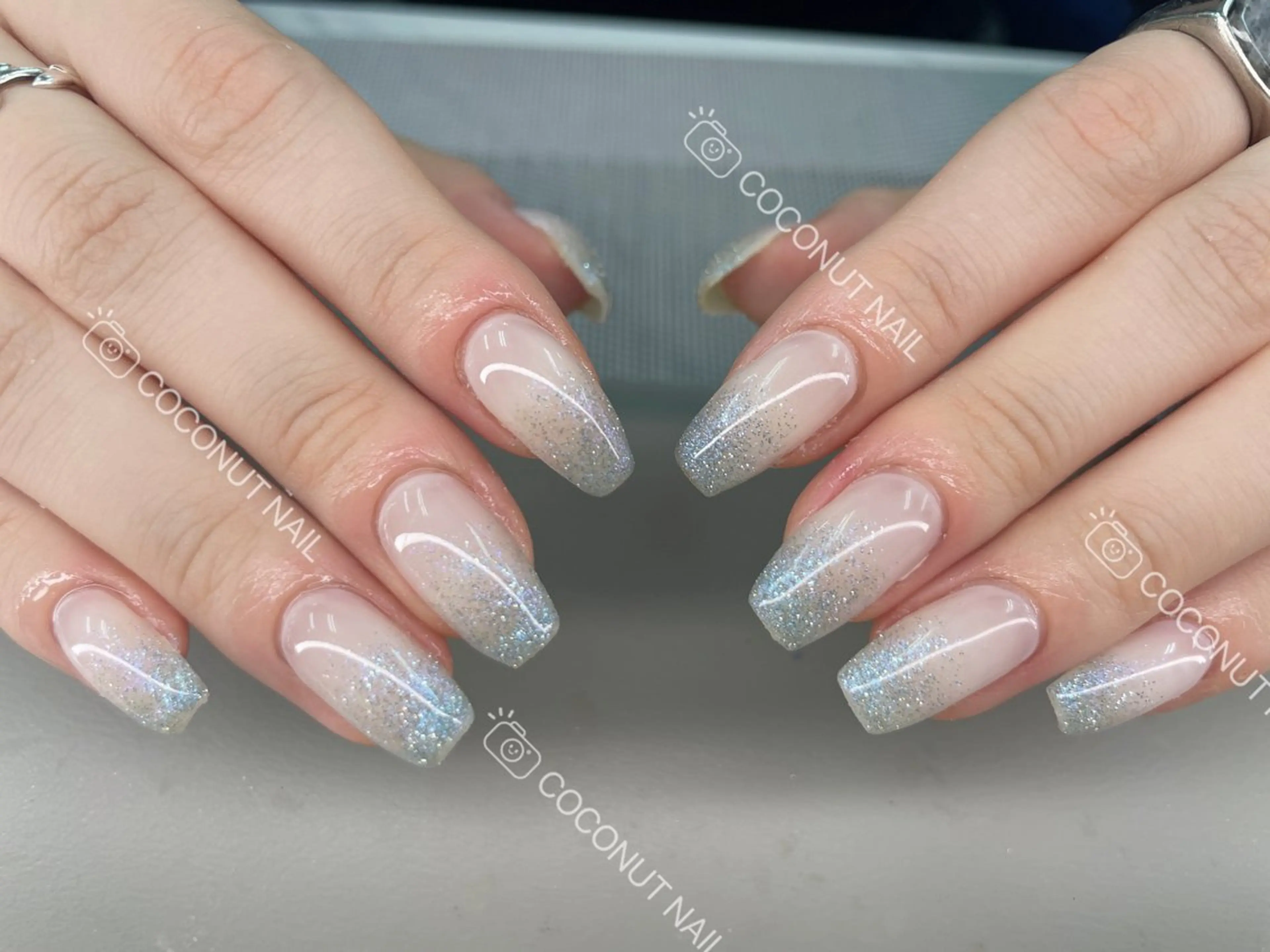 ネイル ハンドネイル 神田 ココナッツのネイルデザイン