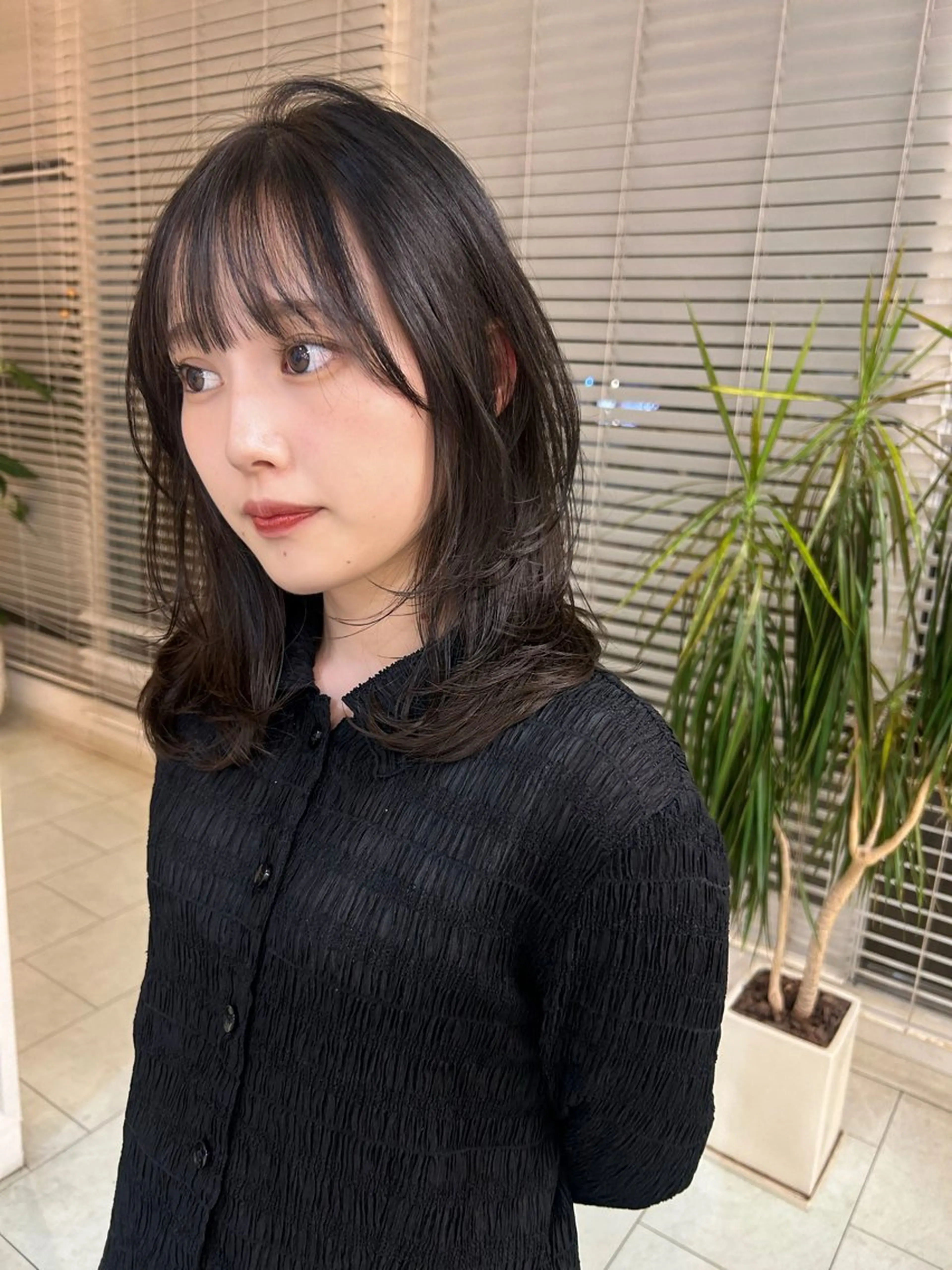 ミディアム レイヤーカット カット ヘアカラー yura /レイヤーカットのヘアスタイル