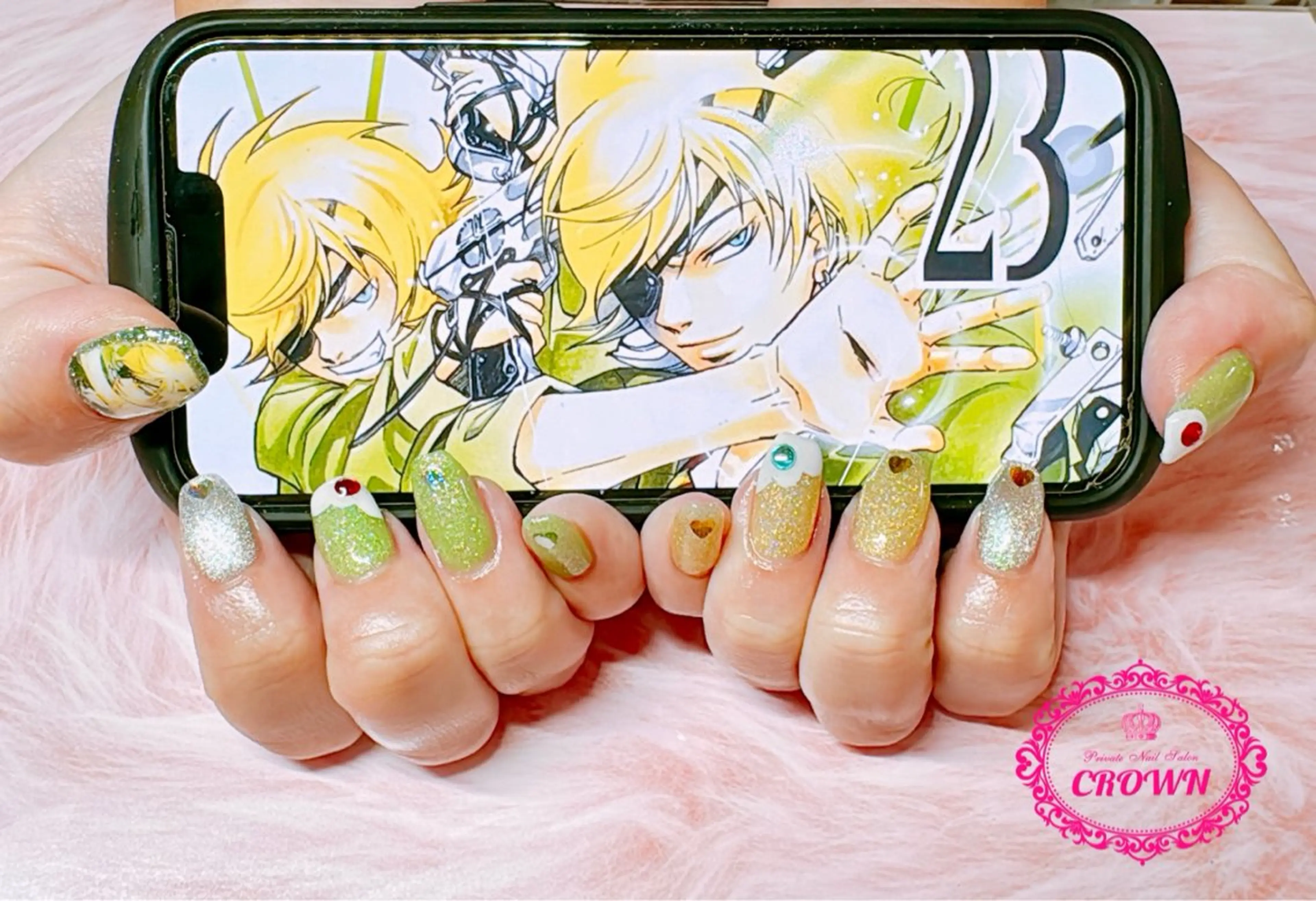 ネイル CROWN プライベートサロンのネイルデザイン