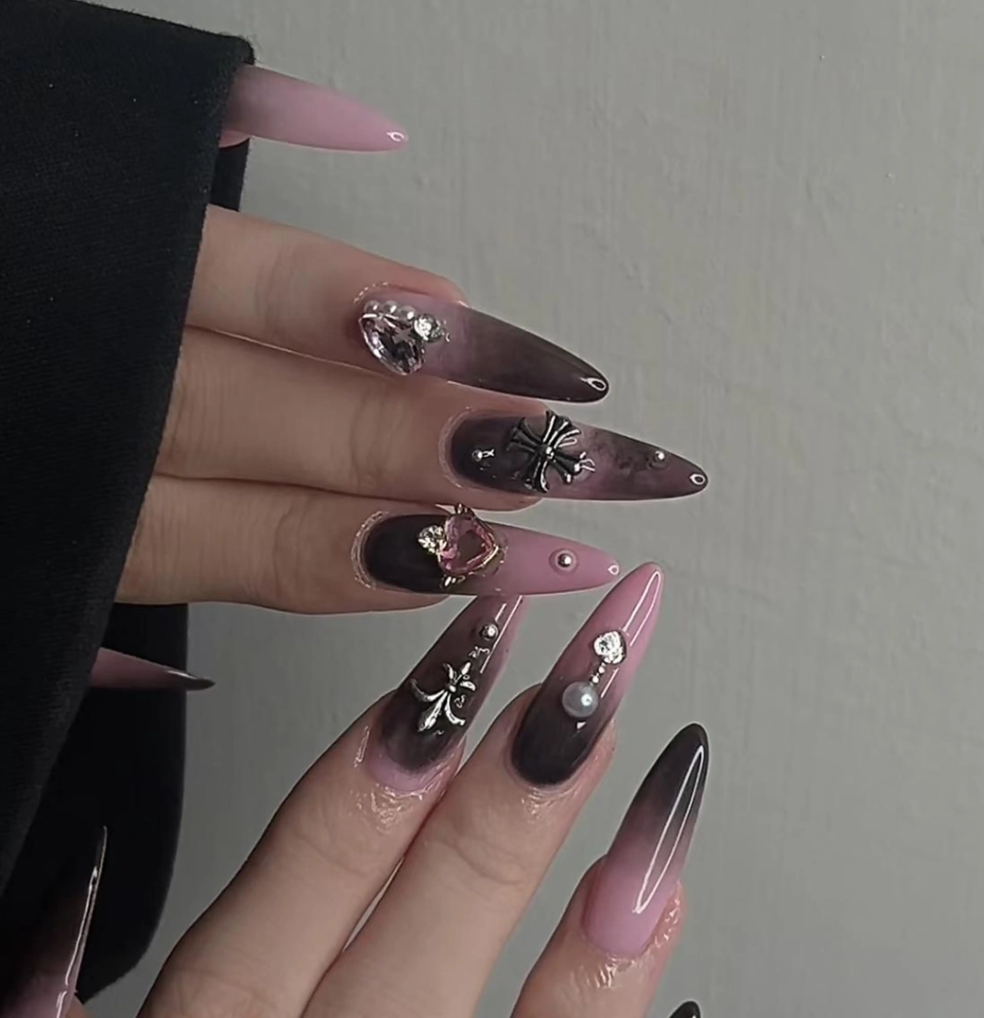 ネイル ハンドネイル Pure&Rich Nailのネイルデザイン