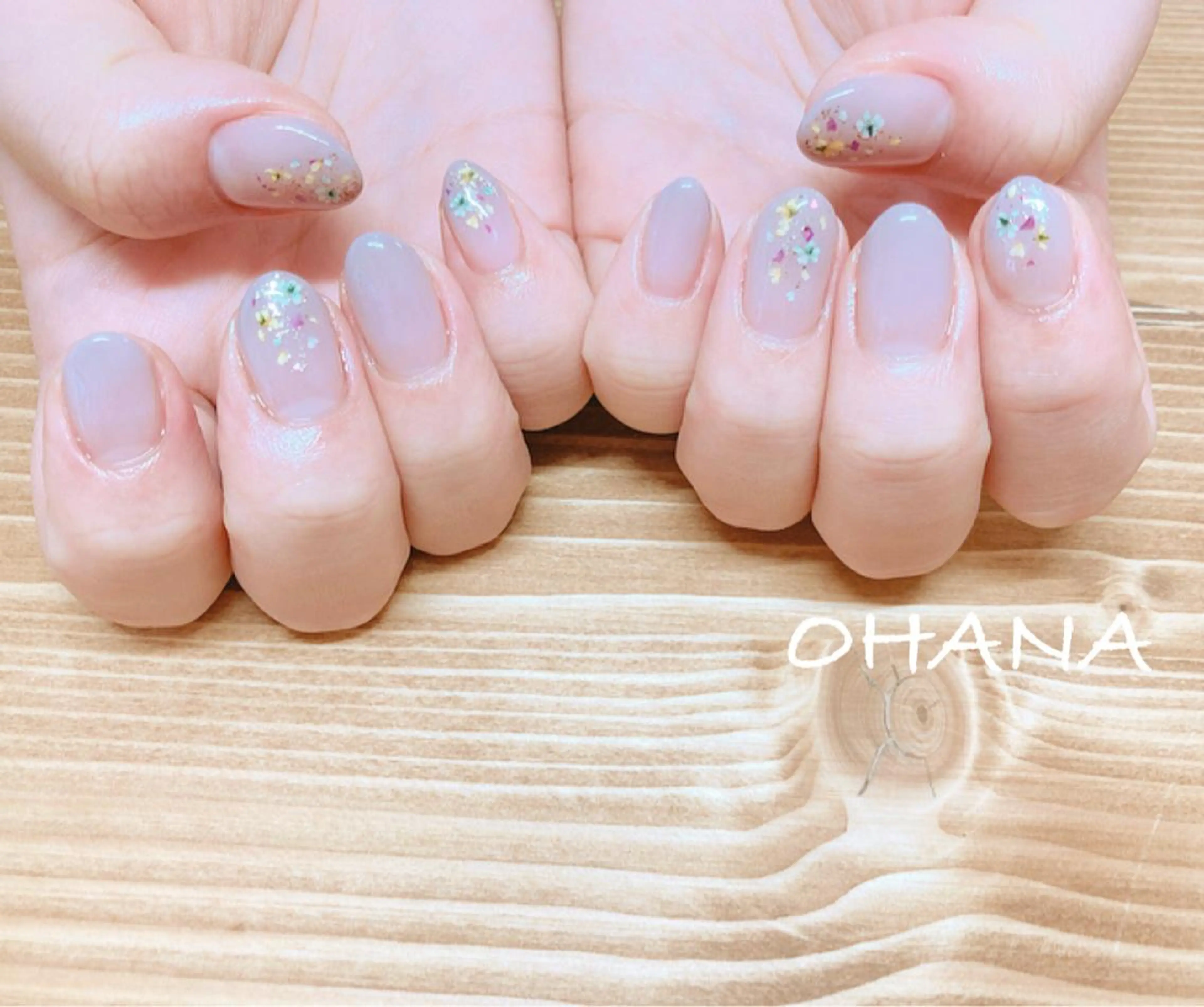 ネイル 成人式 長さ出し フットネイル ハート ミラーネイル nailroom OHANA🌴のネイルデザイン