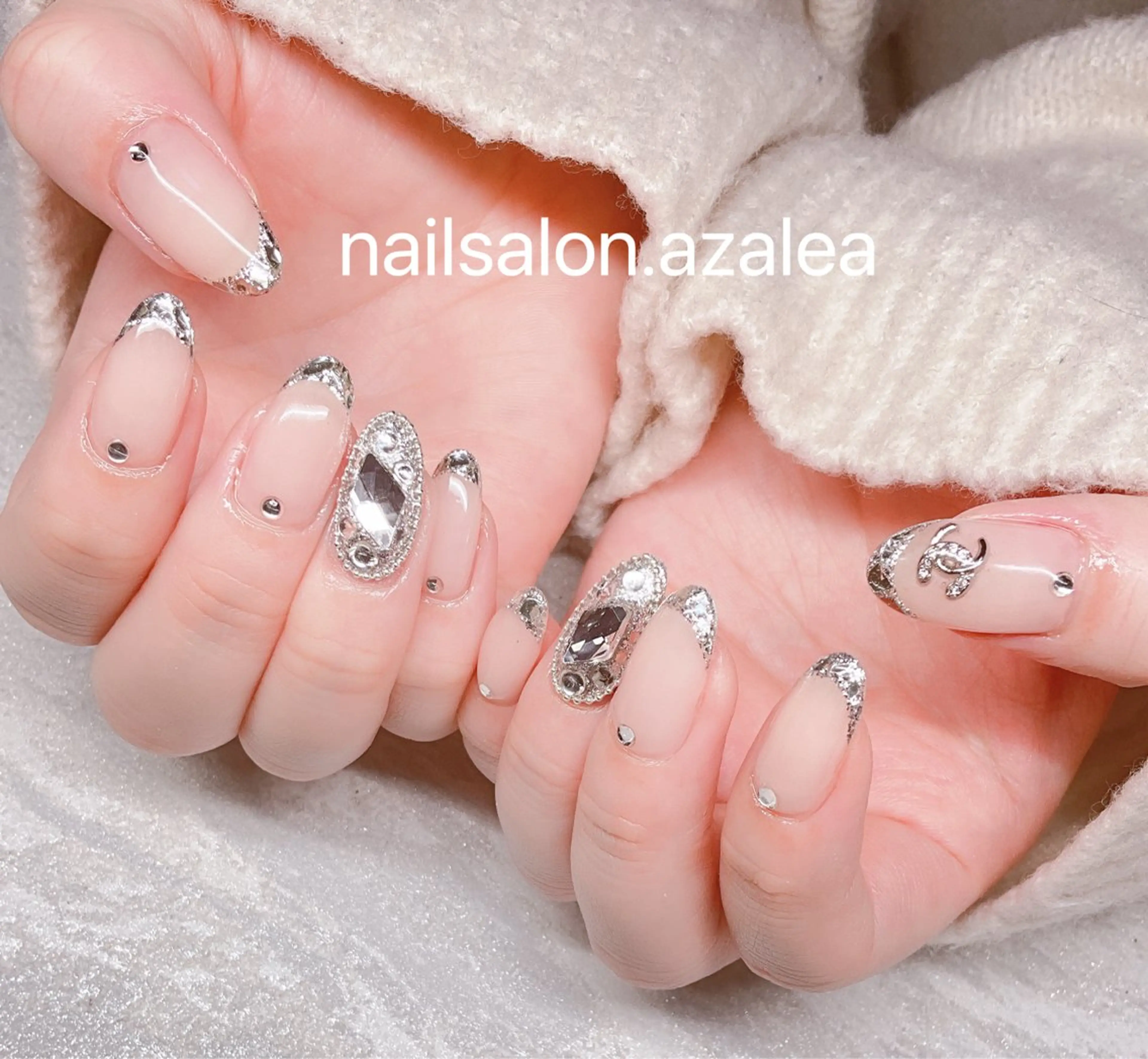 ネイル ハンドネイル R inのネイルデザイン