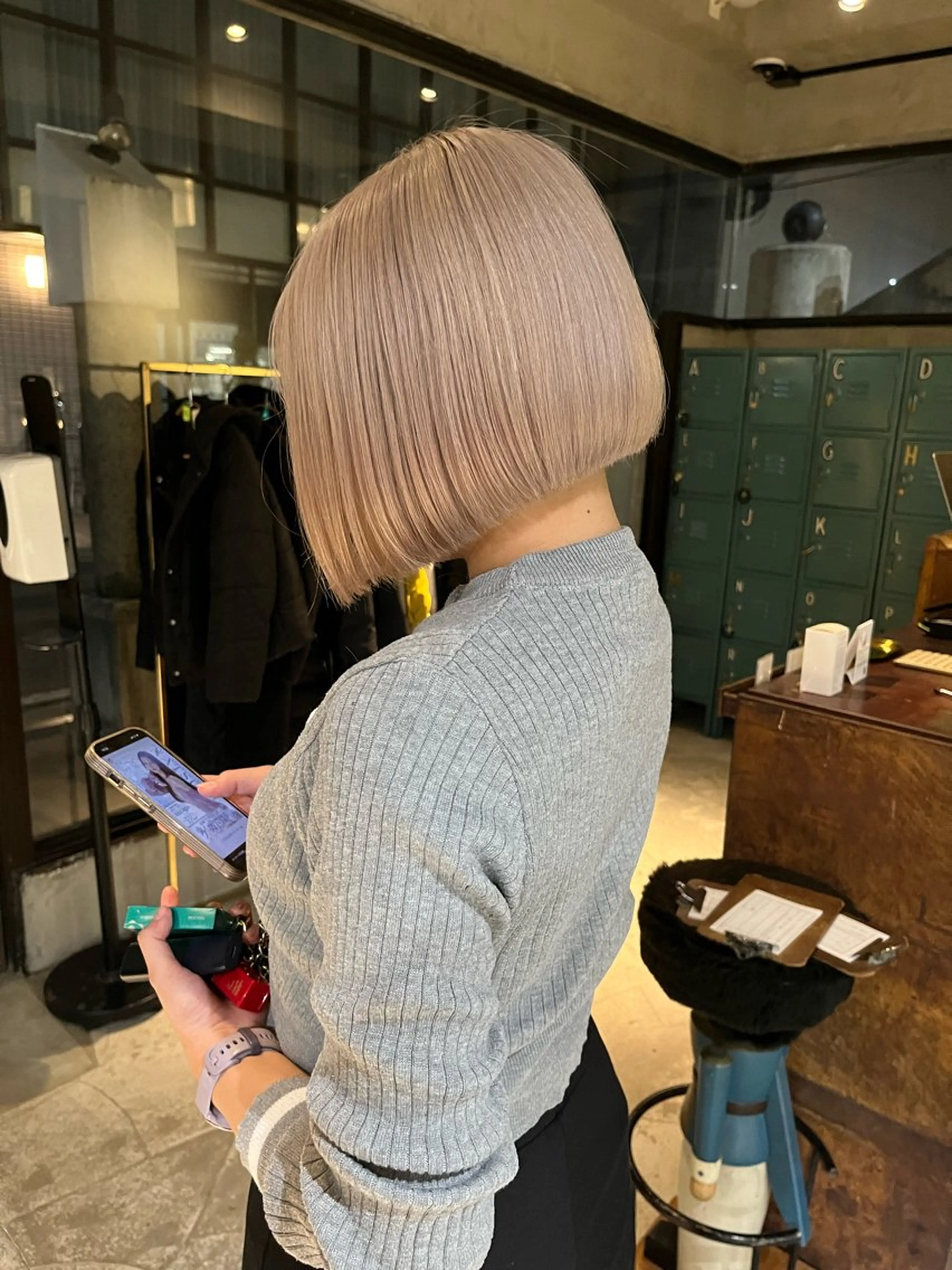 ショート カラー ヘアアレンジ ヘアカラー トリートメント ハイトーン/美髪矯正 🍃大江拓実のヘアスタイル