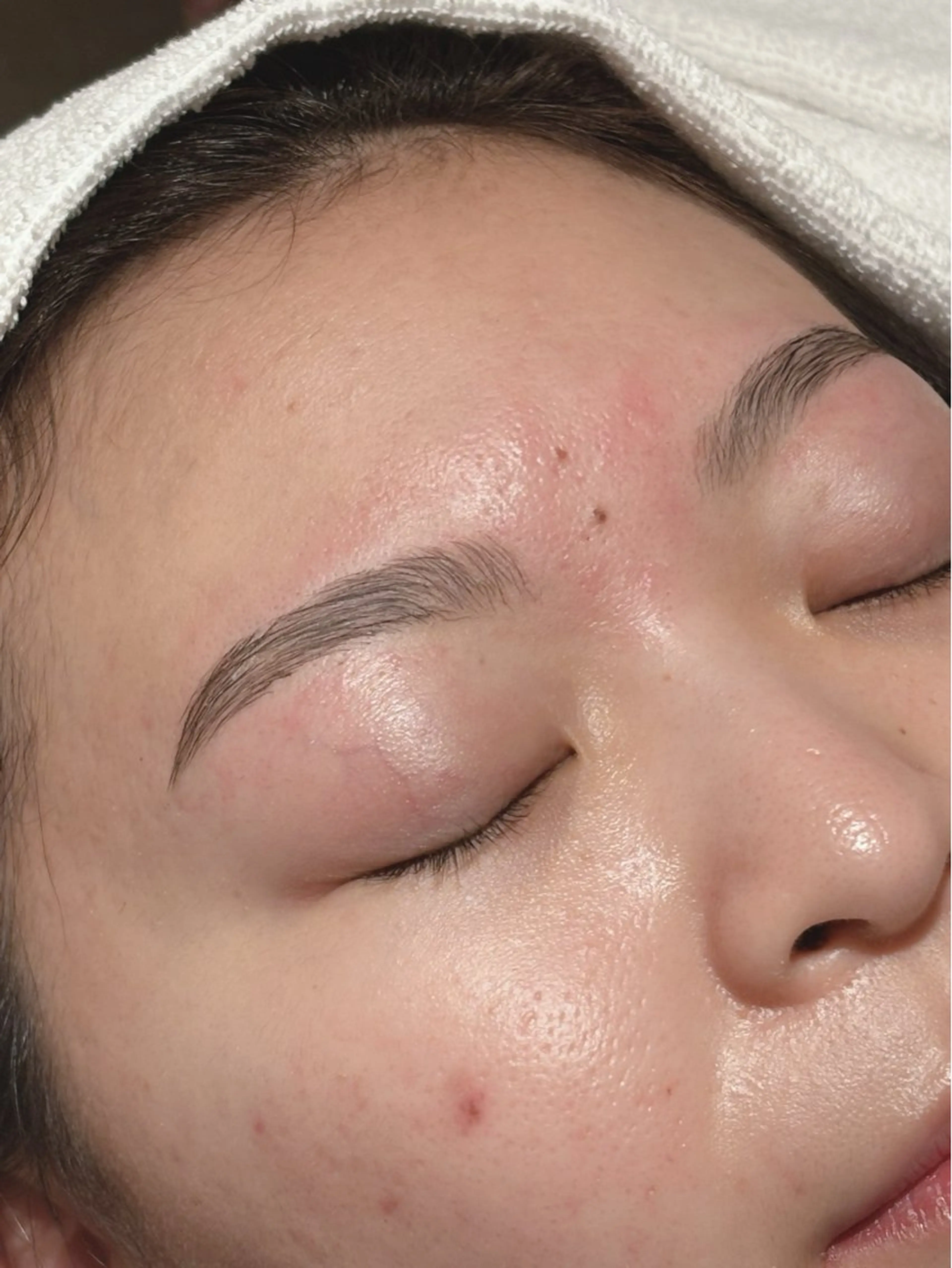 アイブロウ オリーブ/韓国風 まつパ/himariのヘアスタイル