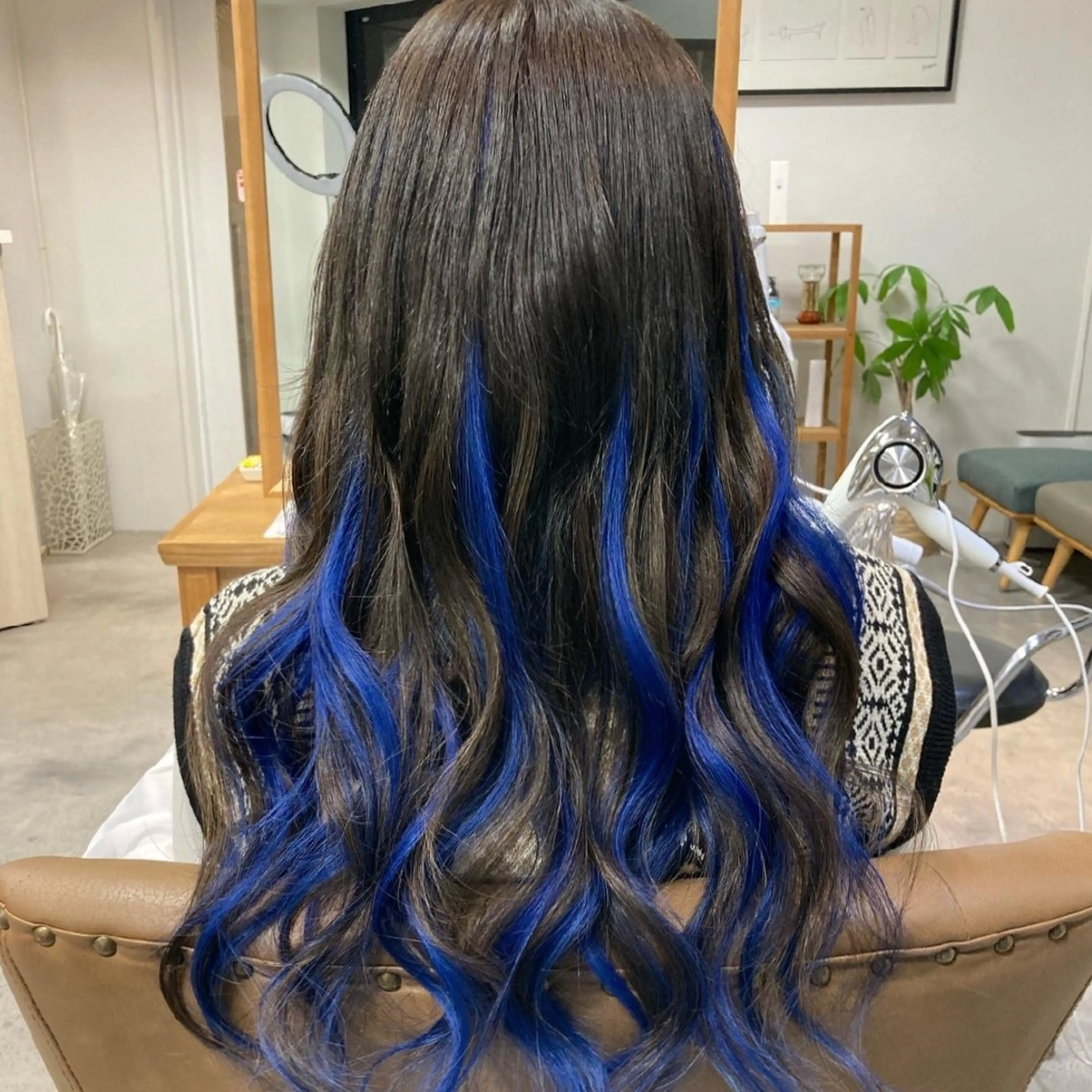 ロング レイヤーカット スタジオフツーロバイビーヘアー所属・SEIYA/ プルエクステ/カラーのヘアスタイル