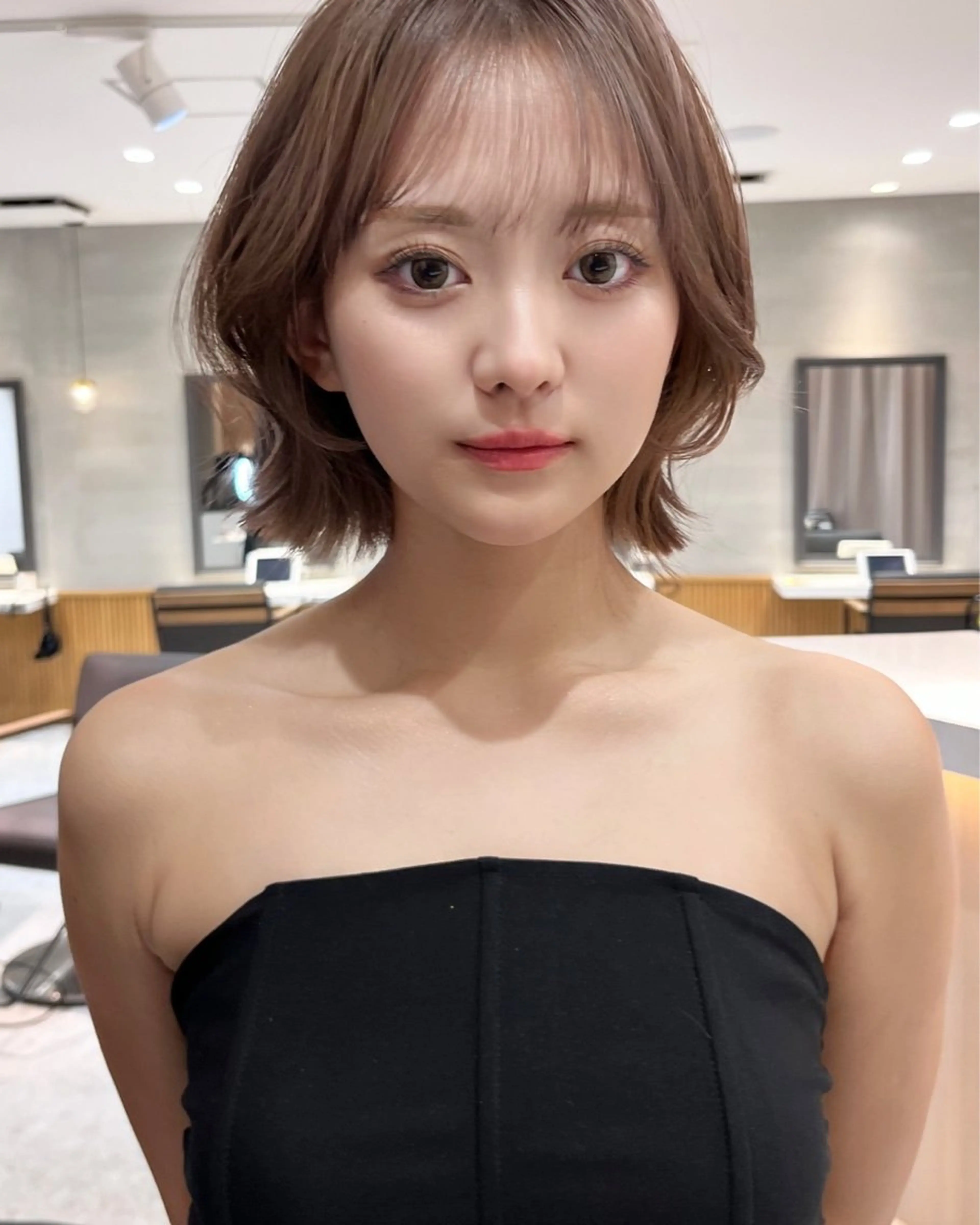 ショート カラー 木元 瑛✂︎ボブのヘアスタイル