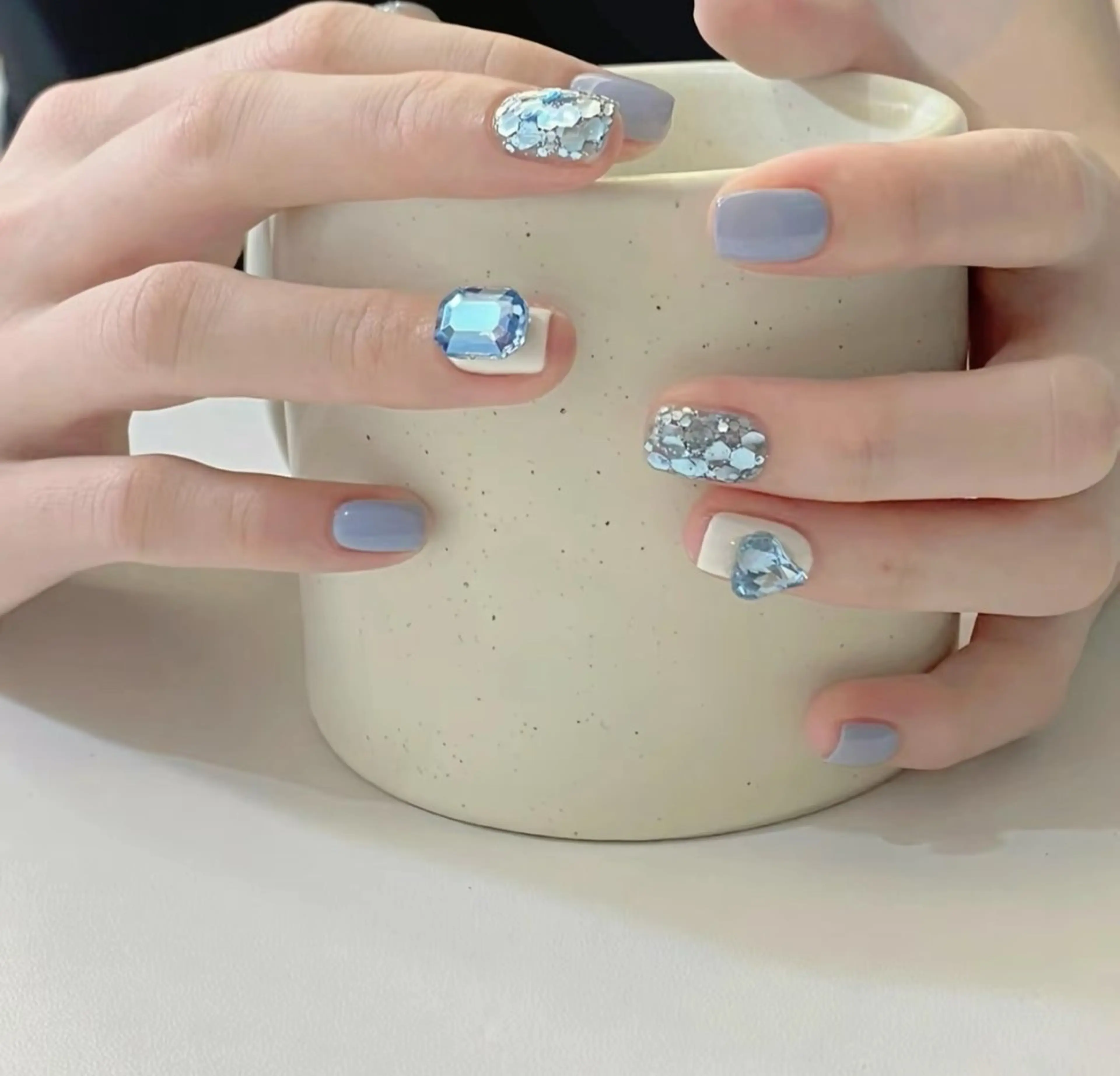ネイル ハンドネイル 🎀 NaNa_nailのネイルデザイン