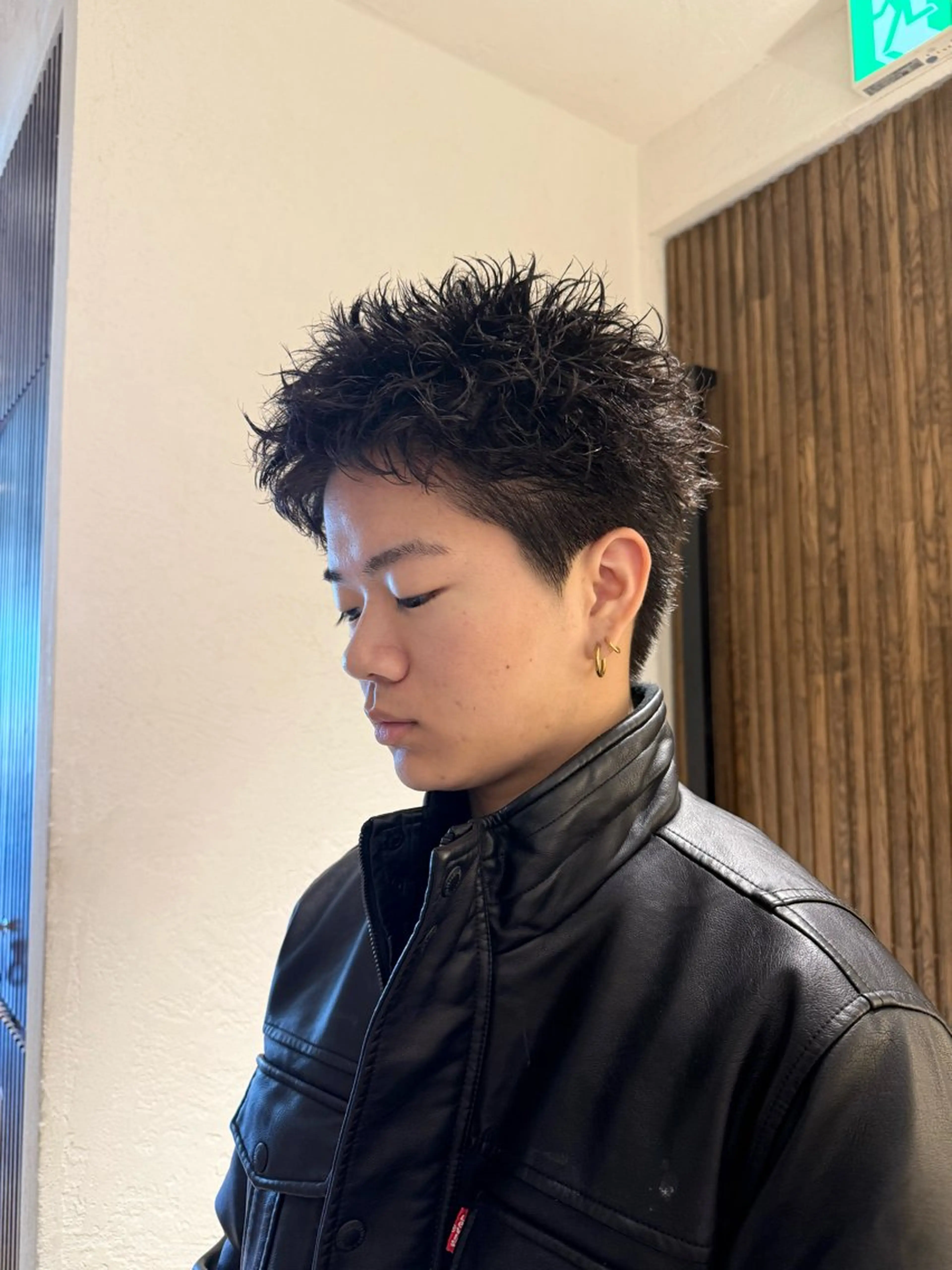 ショート パーマ メンズ メンズパーマ スパイキーショート ショートヘア カット パーマ メンズショート/ピン パーマ/新宿/フウガのヘアスタイル