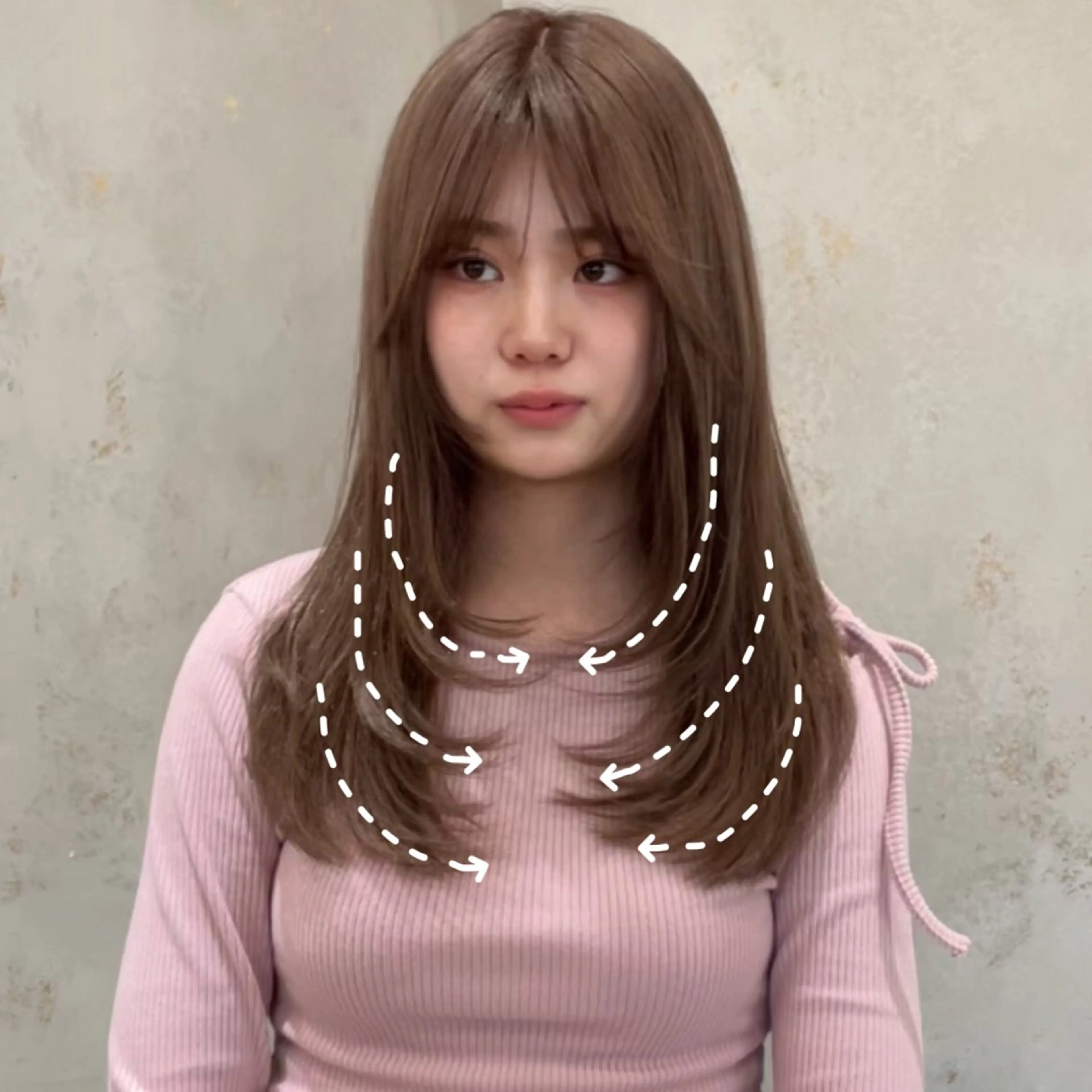 セミロング カラー レイヤー/ブリーチ ♥️【木坂 桃歌】のヘアスタイル