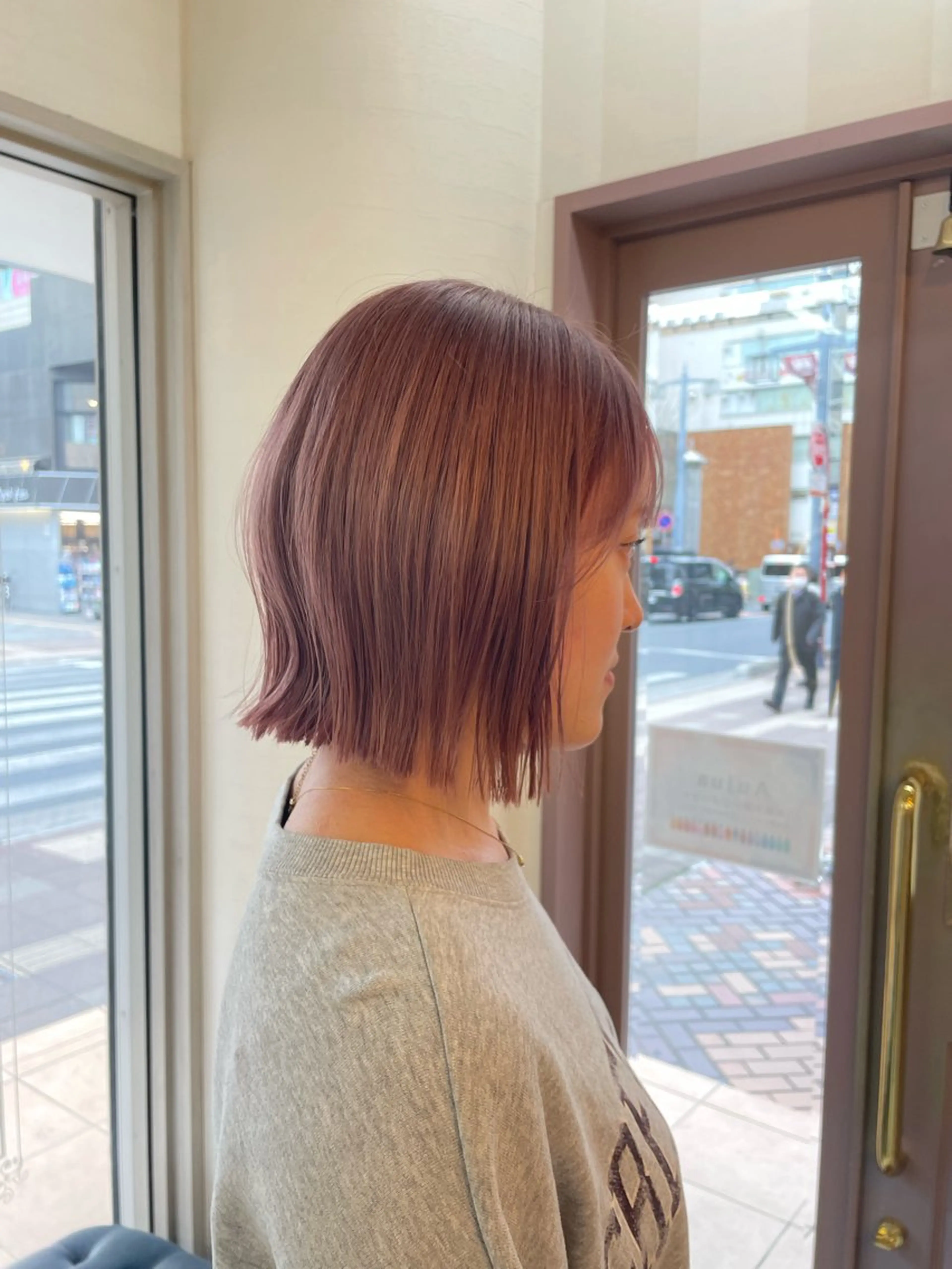 ショート カラー ヘアカラー トリートメント ブリなしダブル/ 顔周り/大村真咲のヘアスタイル