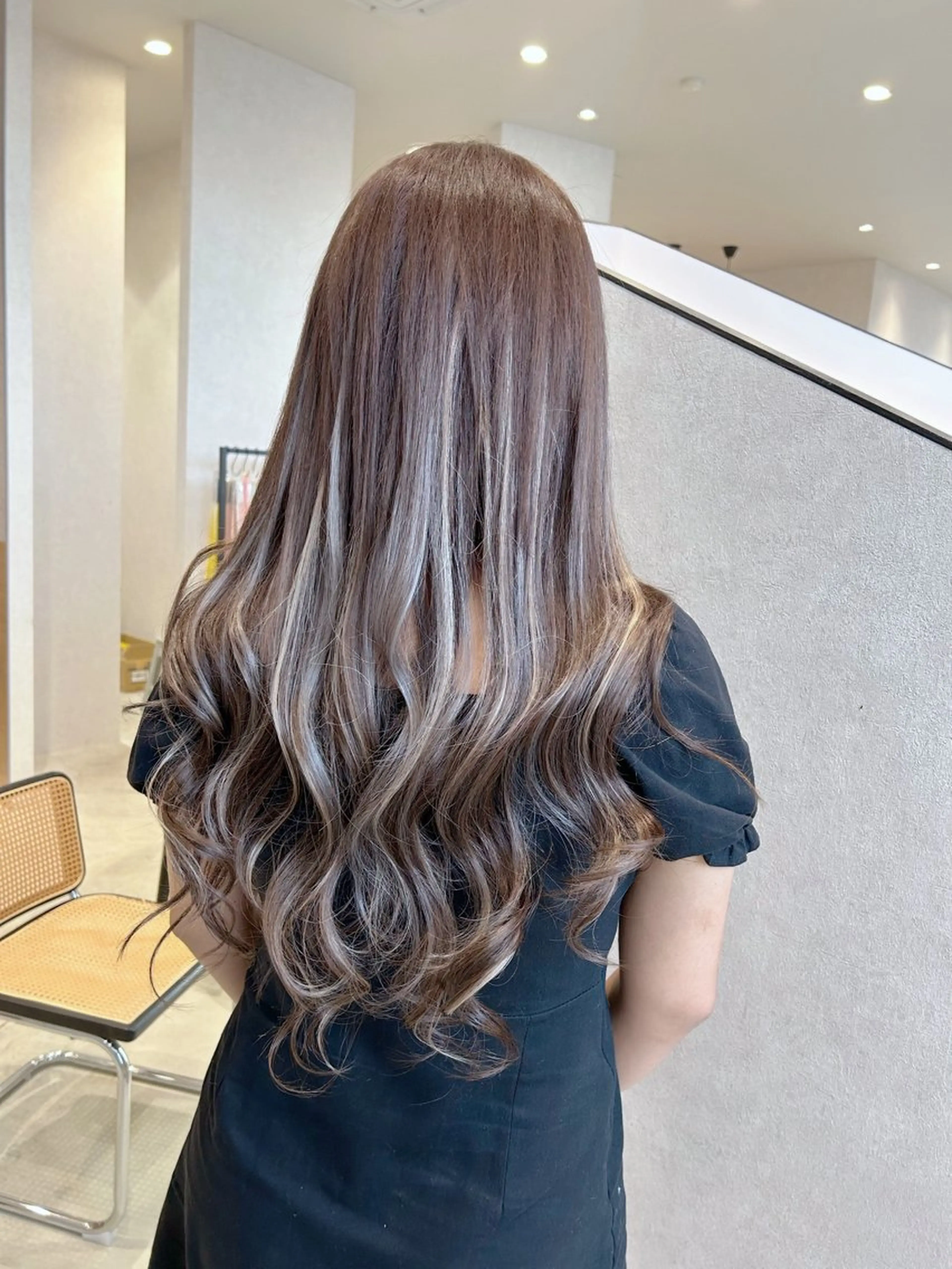 ショート カラー ハイライトカラー エクステ ハイライト ショートヘア 艶髪/モテヘア🎀 MIHOのヘアスタイル