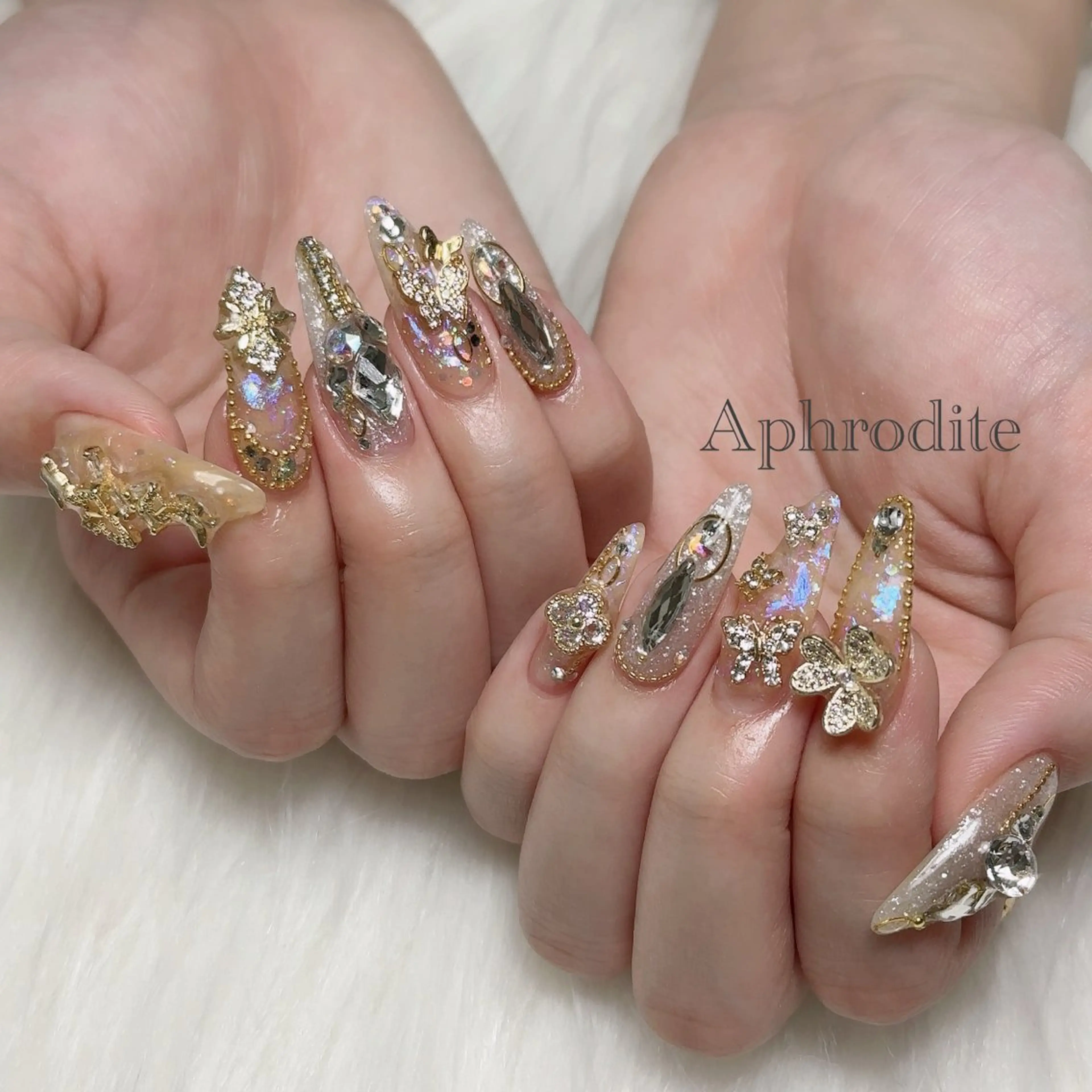 ネイル Aphrodite パラジェル認定サロンのネイルデザイン