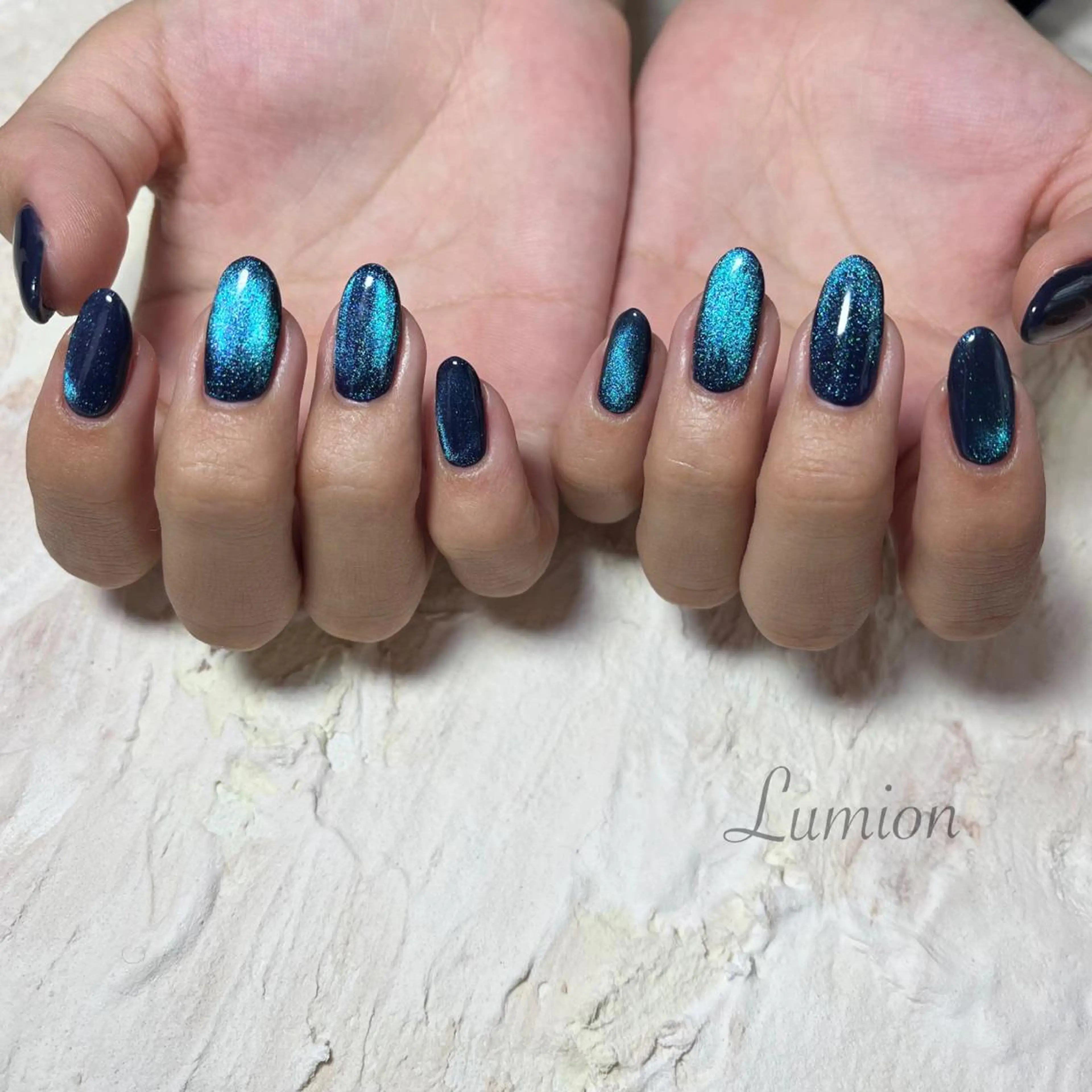 ネイル マグネットネイル ハンドネイル nailroom Lumionのネイルデザイン
