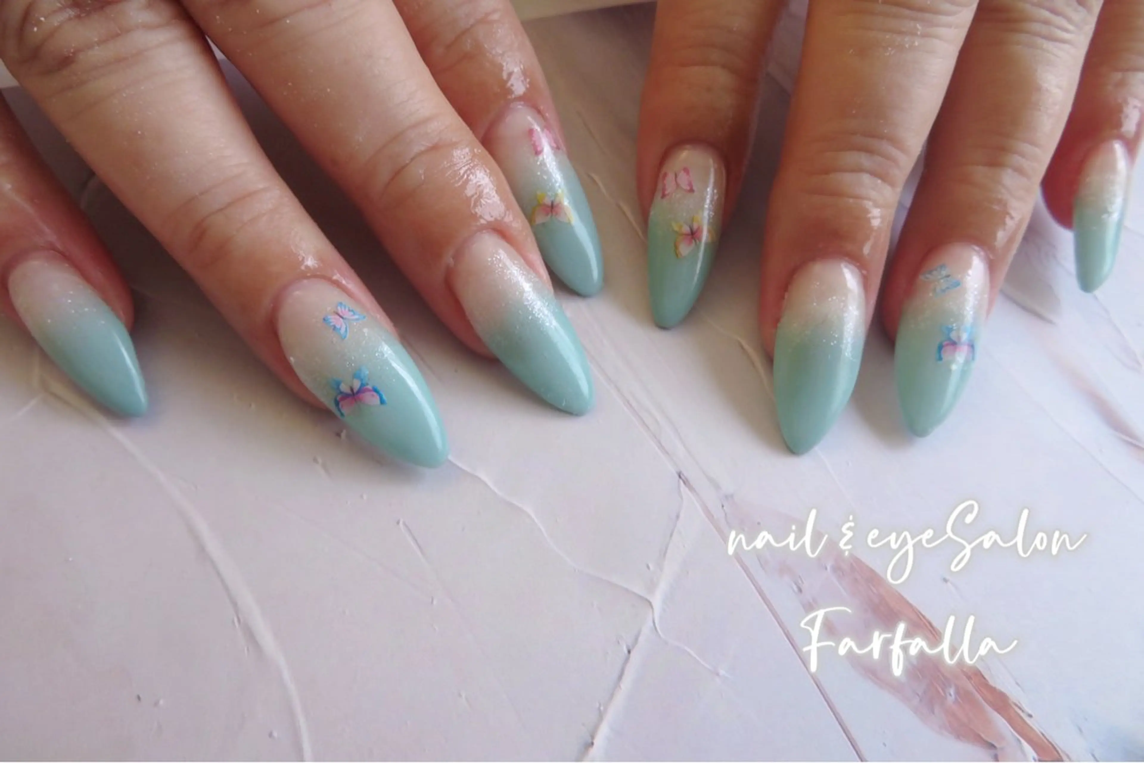 ネイル Farfalla Kieのネイルデザイン