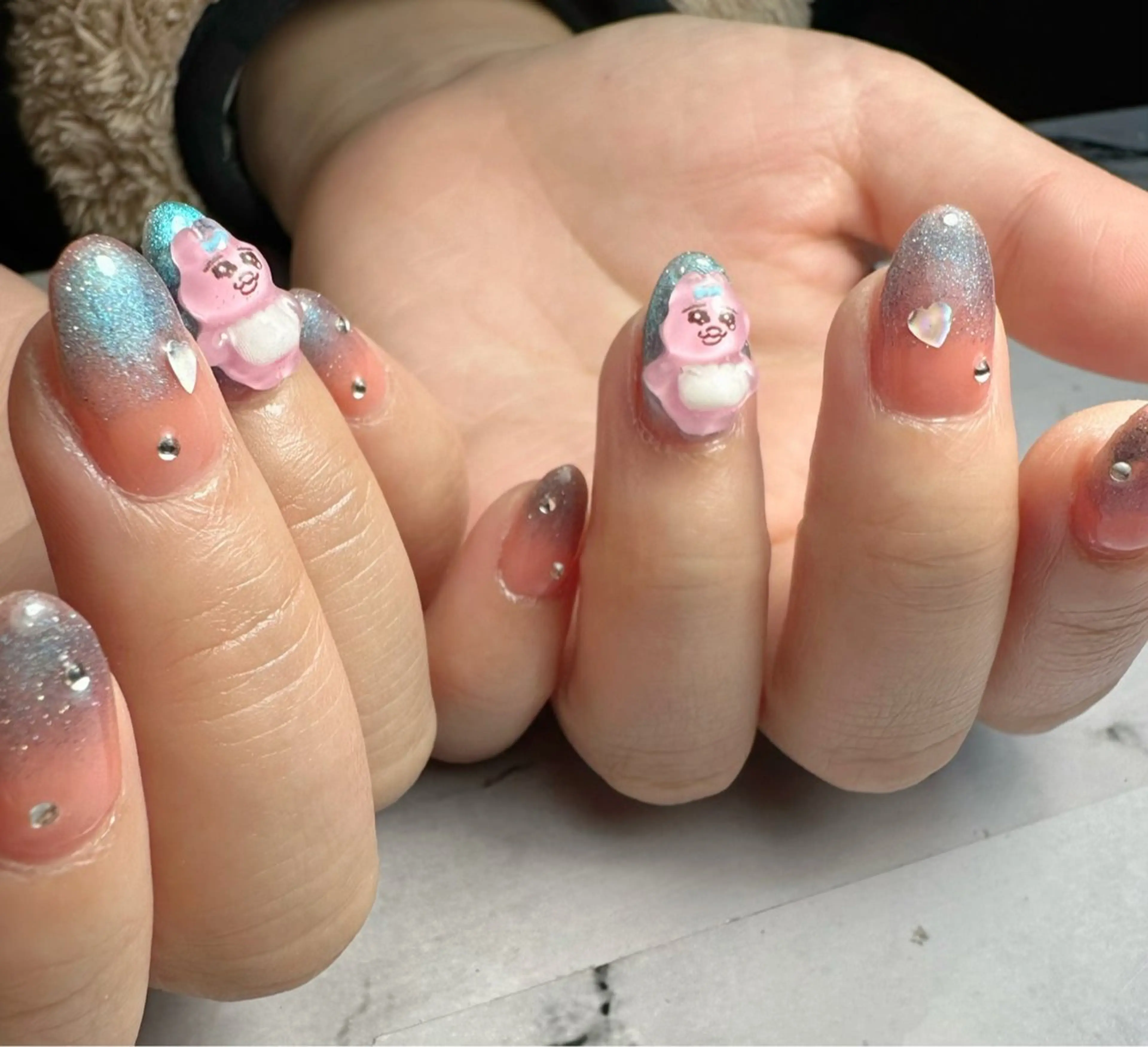 ネイル 新山 聖のネイルデザイン