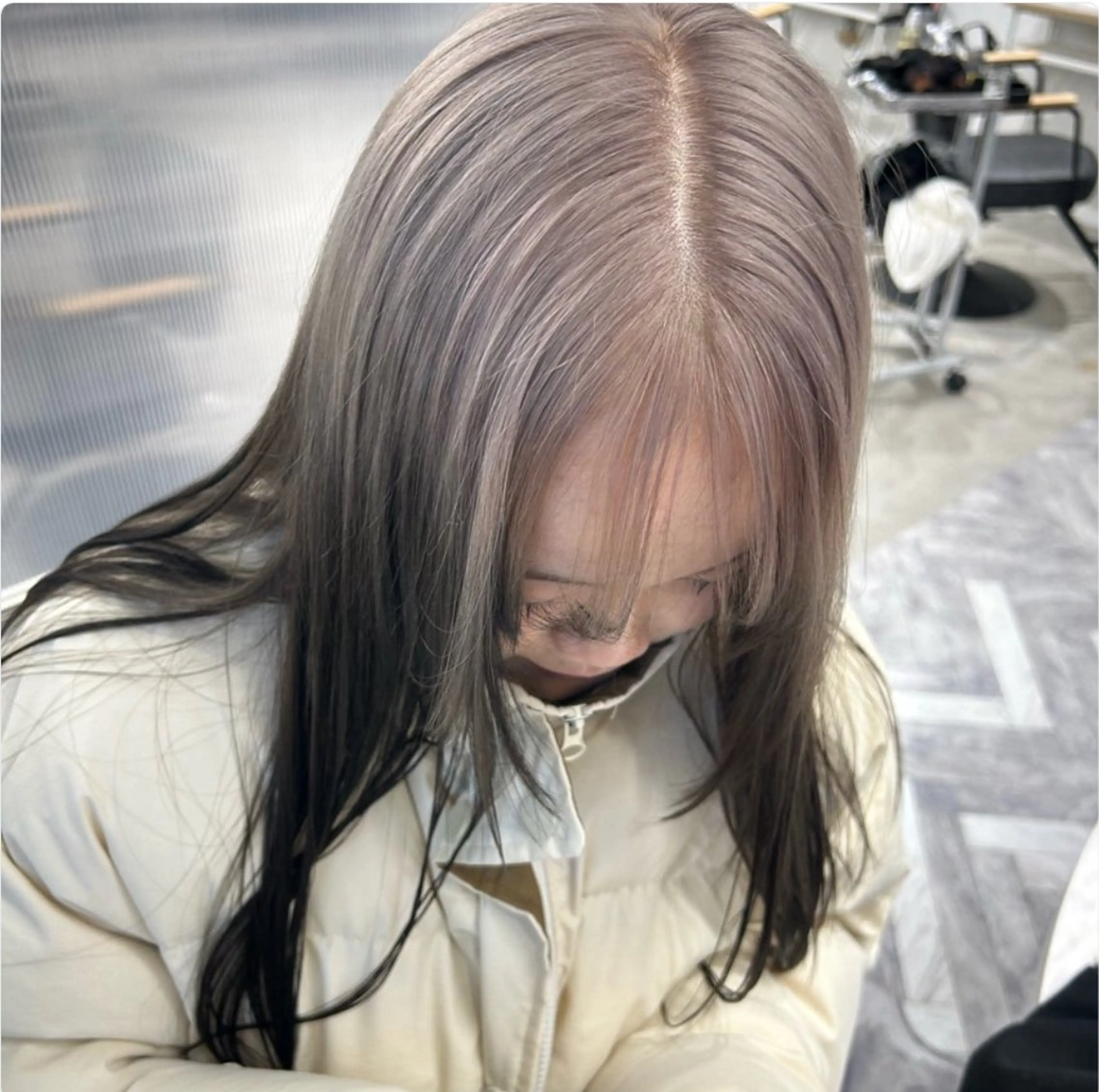 ロング カラー ブリーチ ケアブリーチ 透明感カラー ハイトーンカラー イルミナカラー ヘアカラー トリートメント メンズ/ボブ/パーマ /くるみのマツエク・マツパデザイン