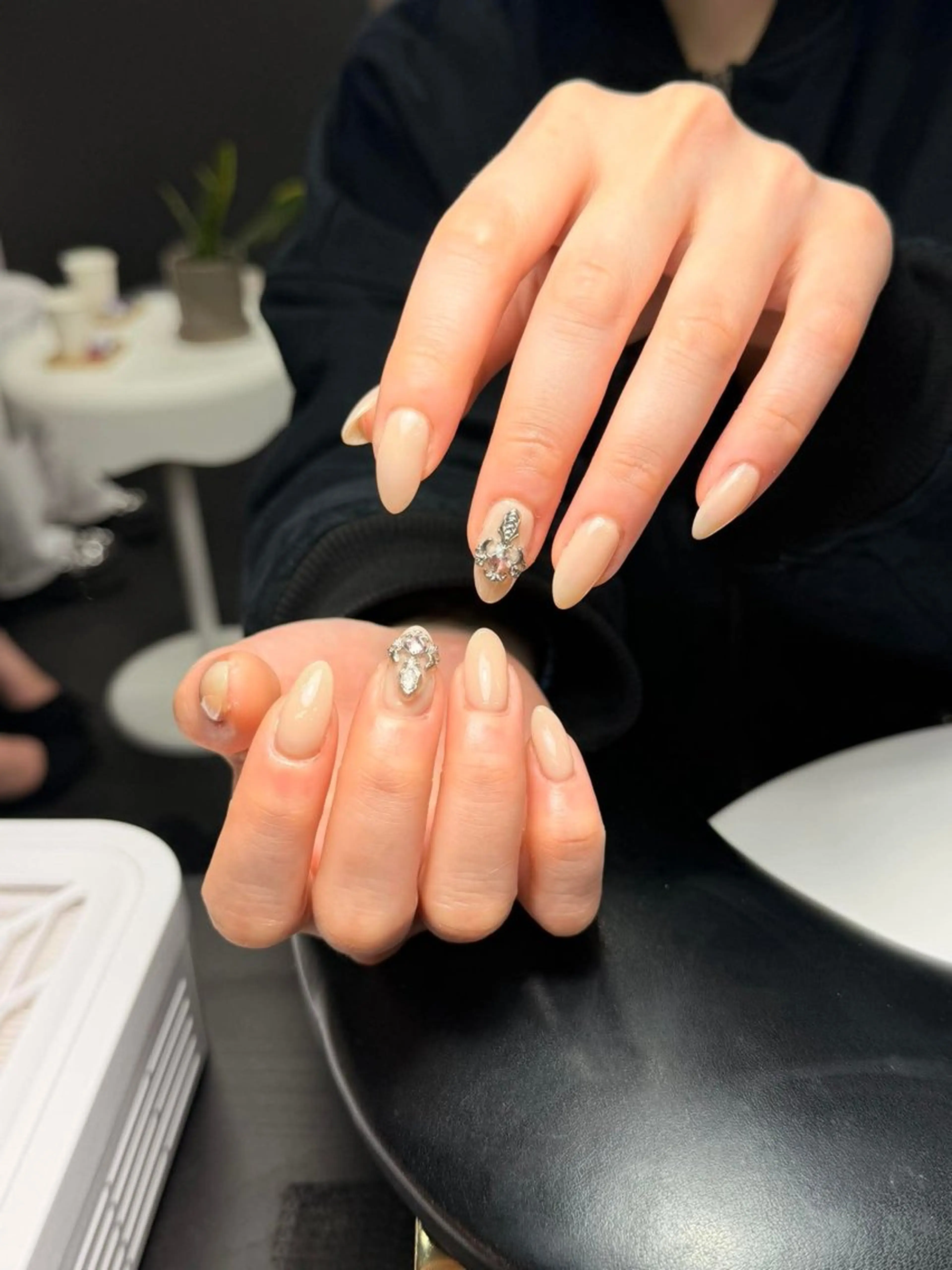 ネイル ワンカラーネイル SORA ANA.CHUOのネイルデザイン