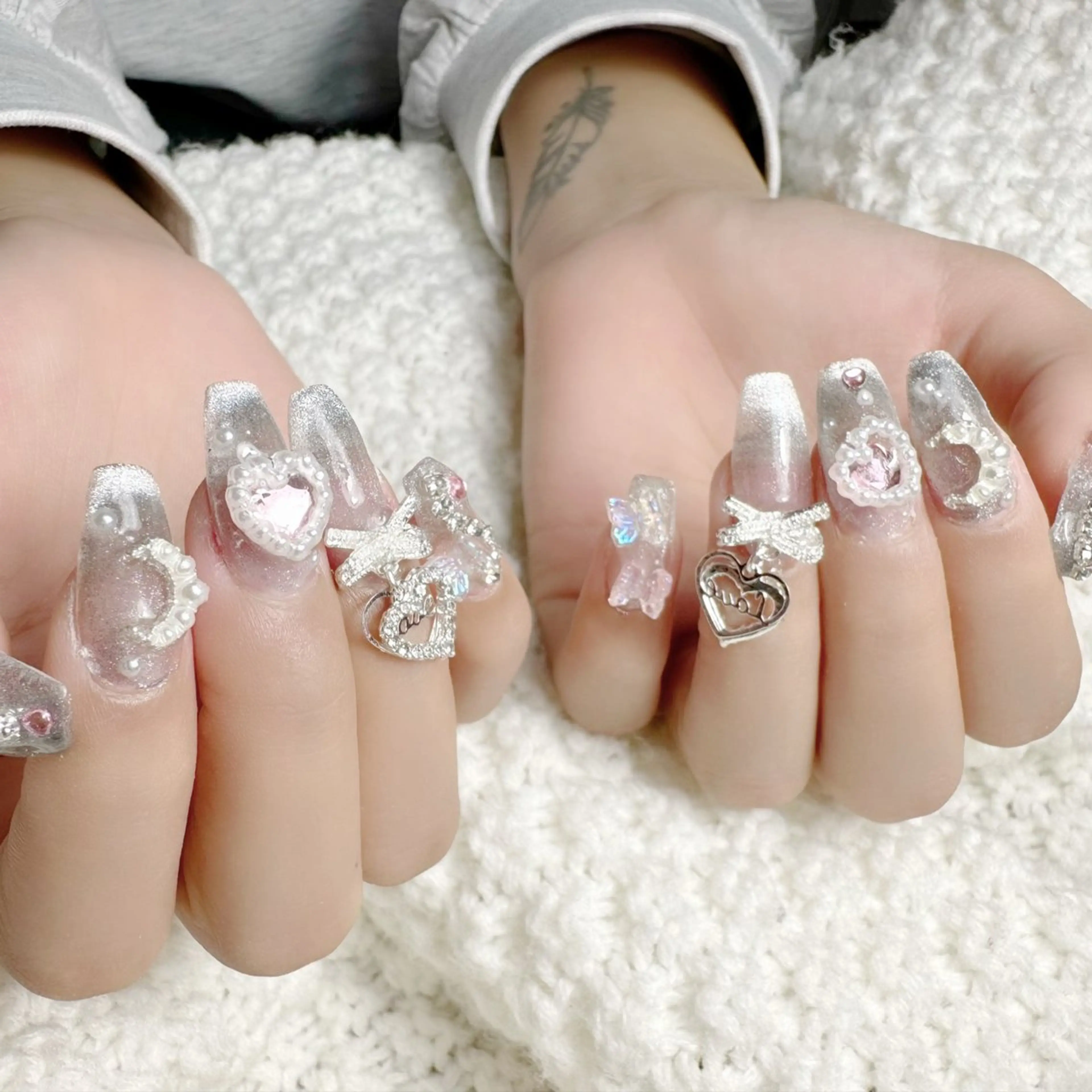 ネイル 新山 聖のネイルデザイン