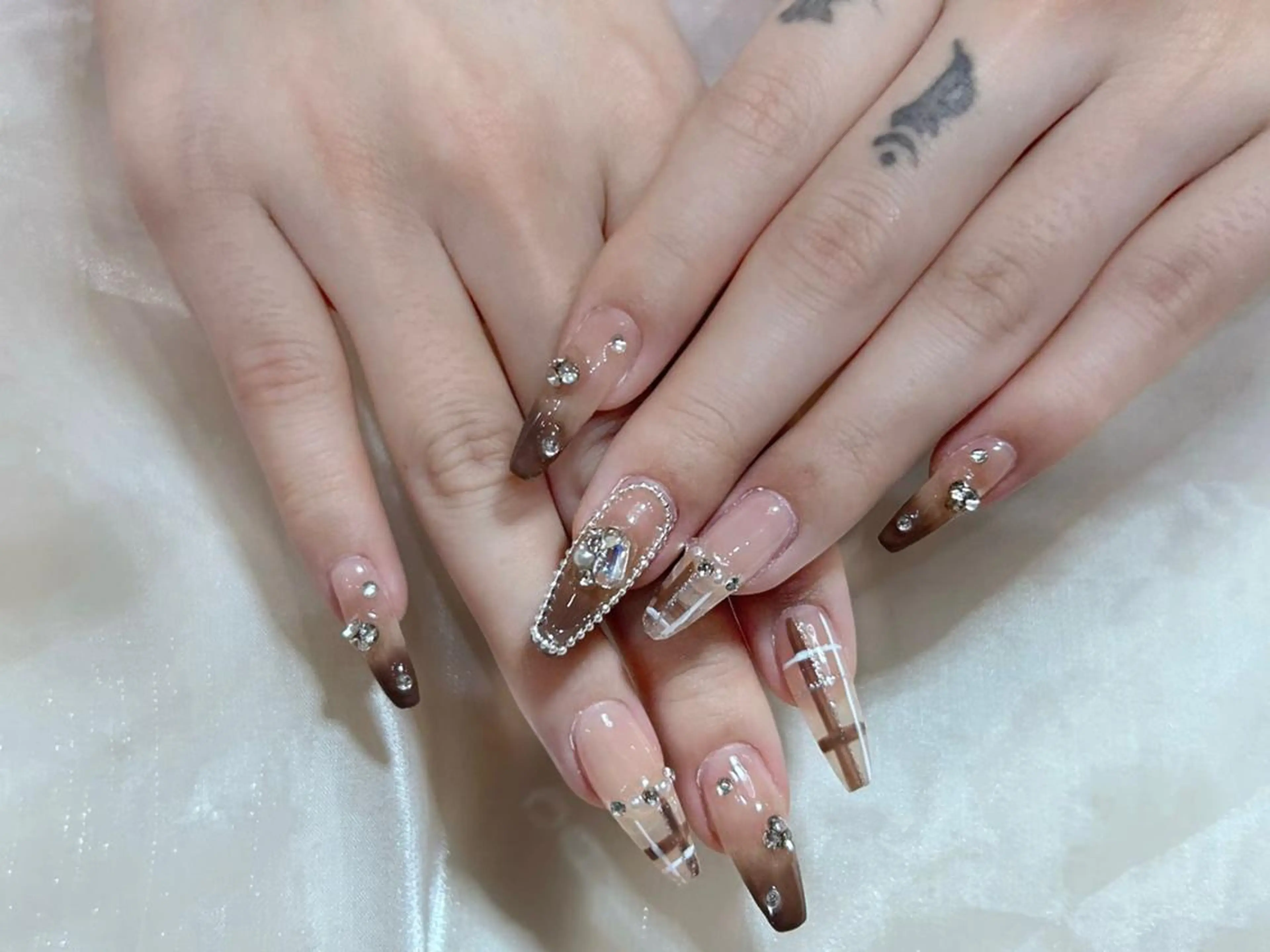 ネイル VIVIAN リサのネイルデザイン