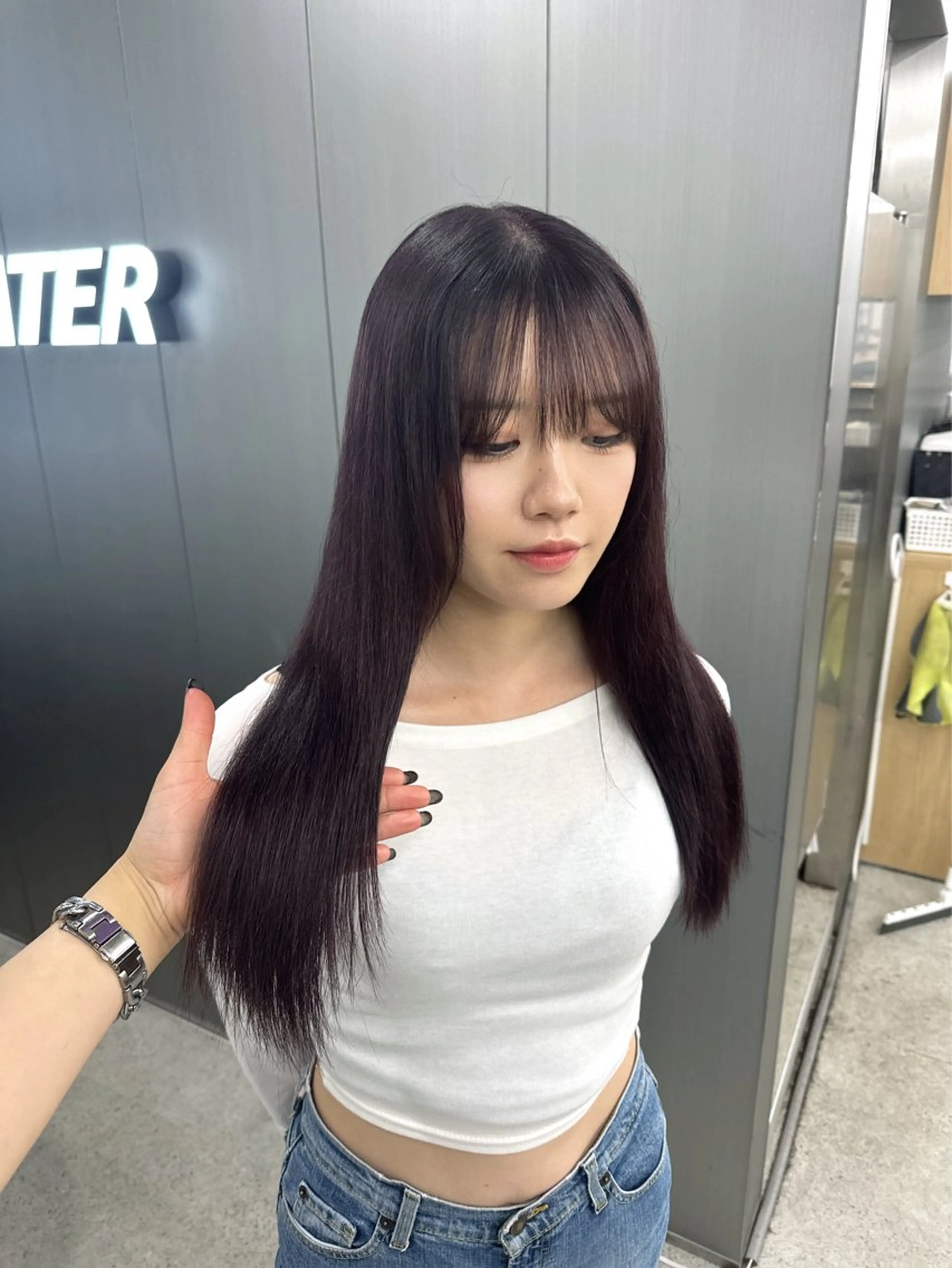 ロング カラー 暗髪🩶ラベンダー/ ブルー/ユウナ🤍のヘアスタイル