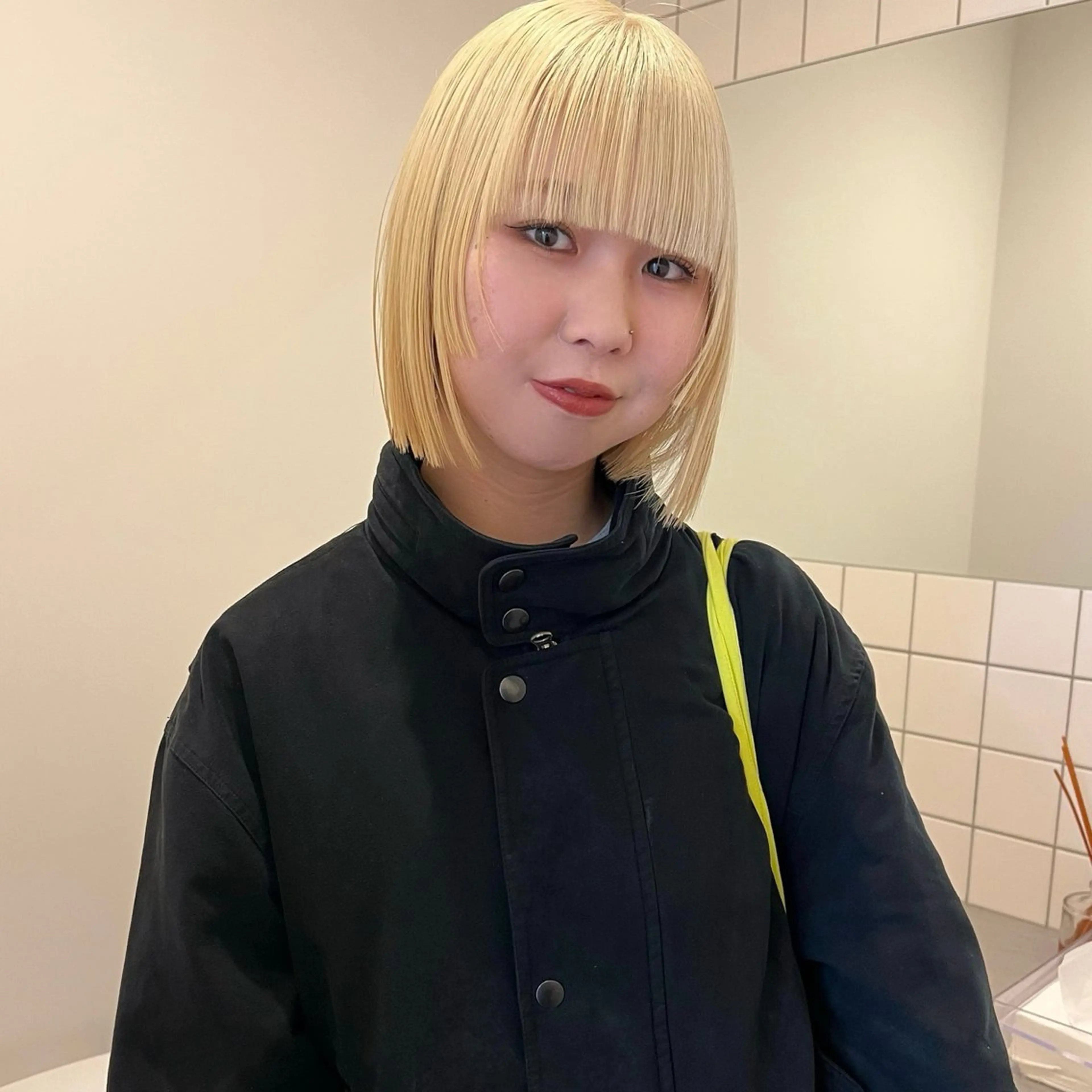 ミディアム カラー ブロンド カット ヘアカラー 舟橋耀/ブリーチカラ ー/レイヤーカットのヘアスタイル