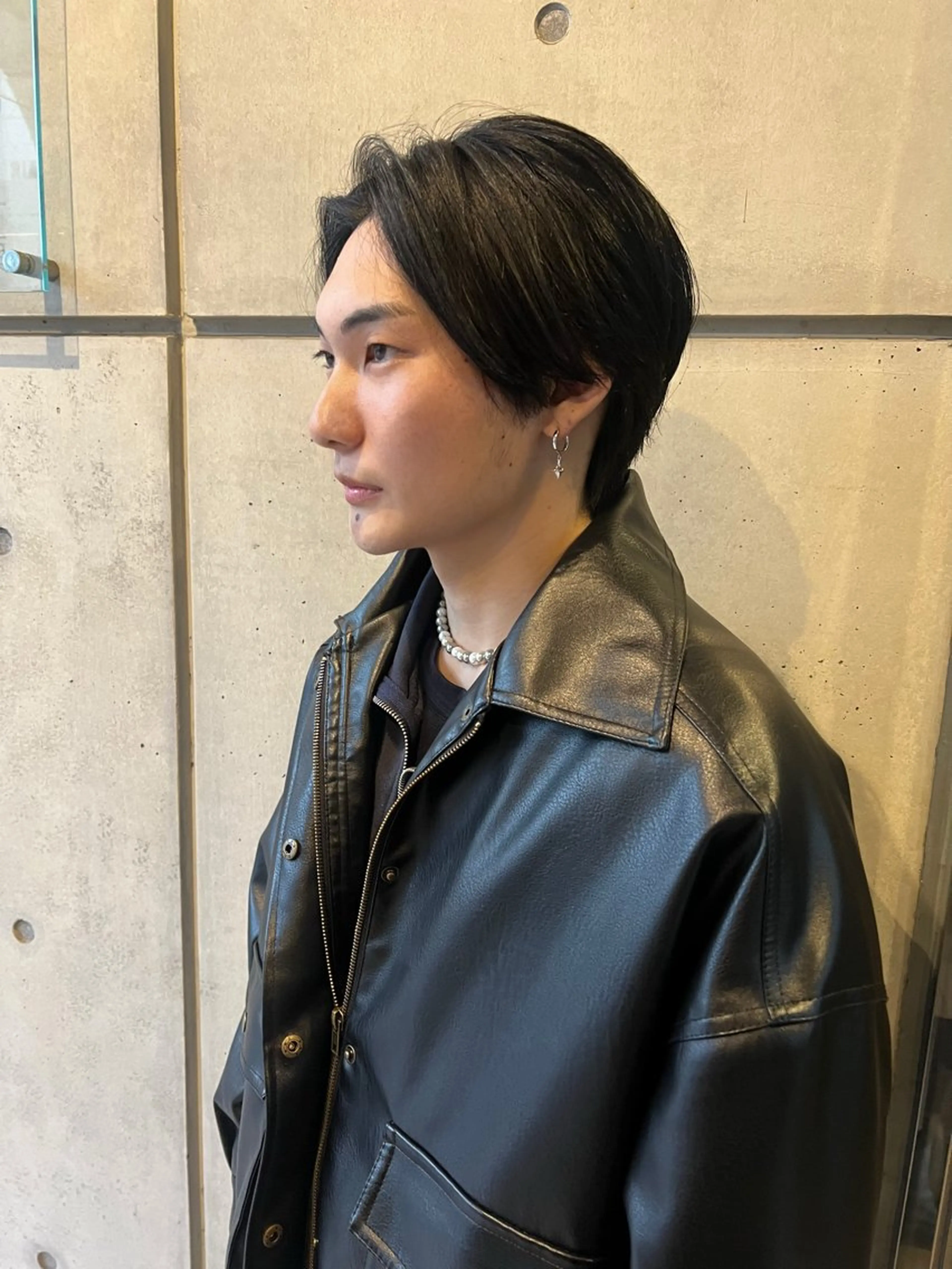 カラー メンズ メンズハイトーン 黒髪 ハイトーンカラー 名古屋美容室 Sopiリナのヘアスタイル