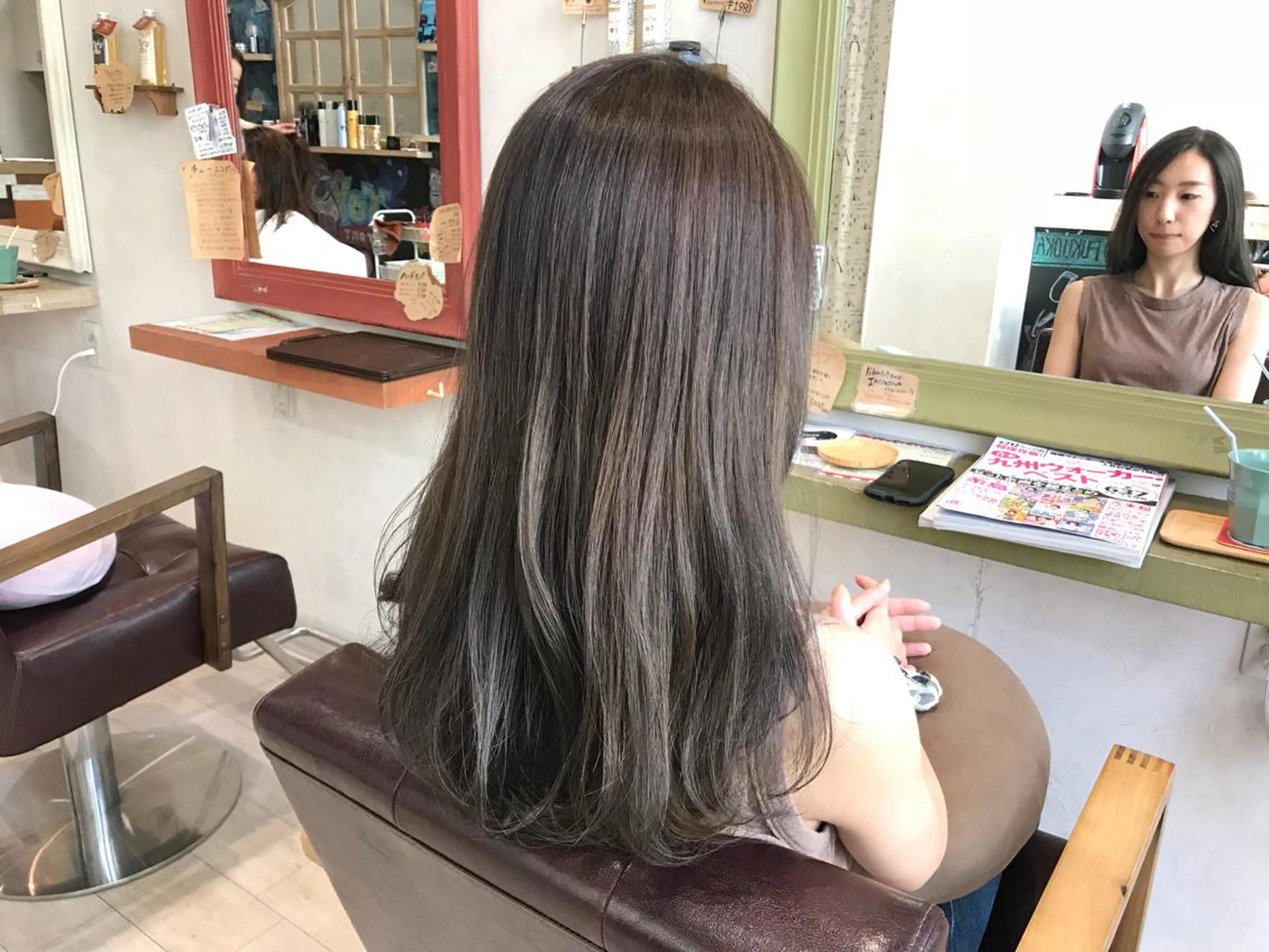 セミロング カラー グラデーションカラー グレージュ メンズ指名多数!! SiLO 田島のヘアスタイル