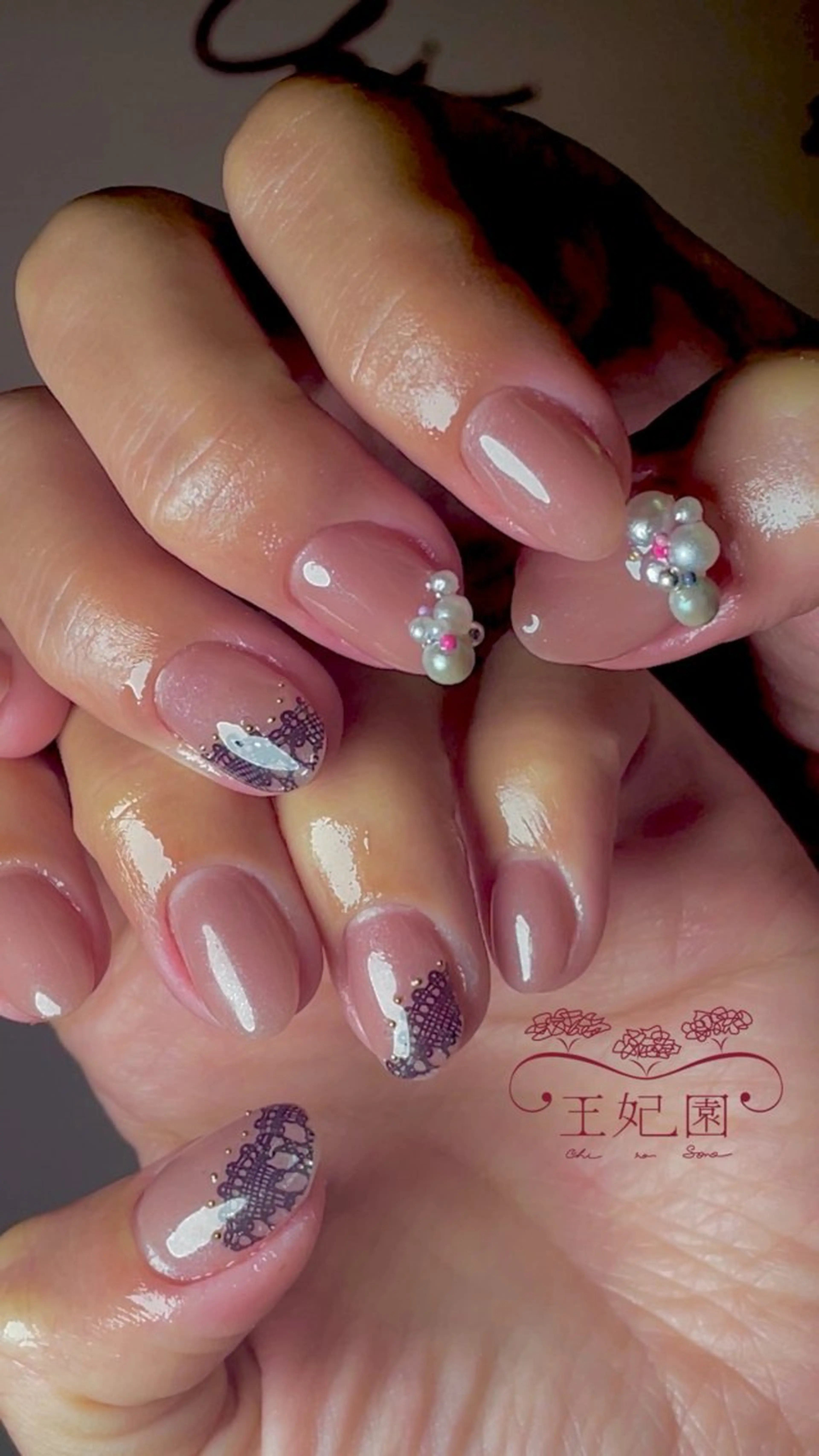 ネイル アートネイル 韓国ネイル レース ラメ(グリッター) マグネットネイル 王妃の園 ohinosonoのネイルデザイン