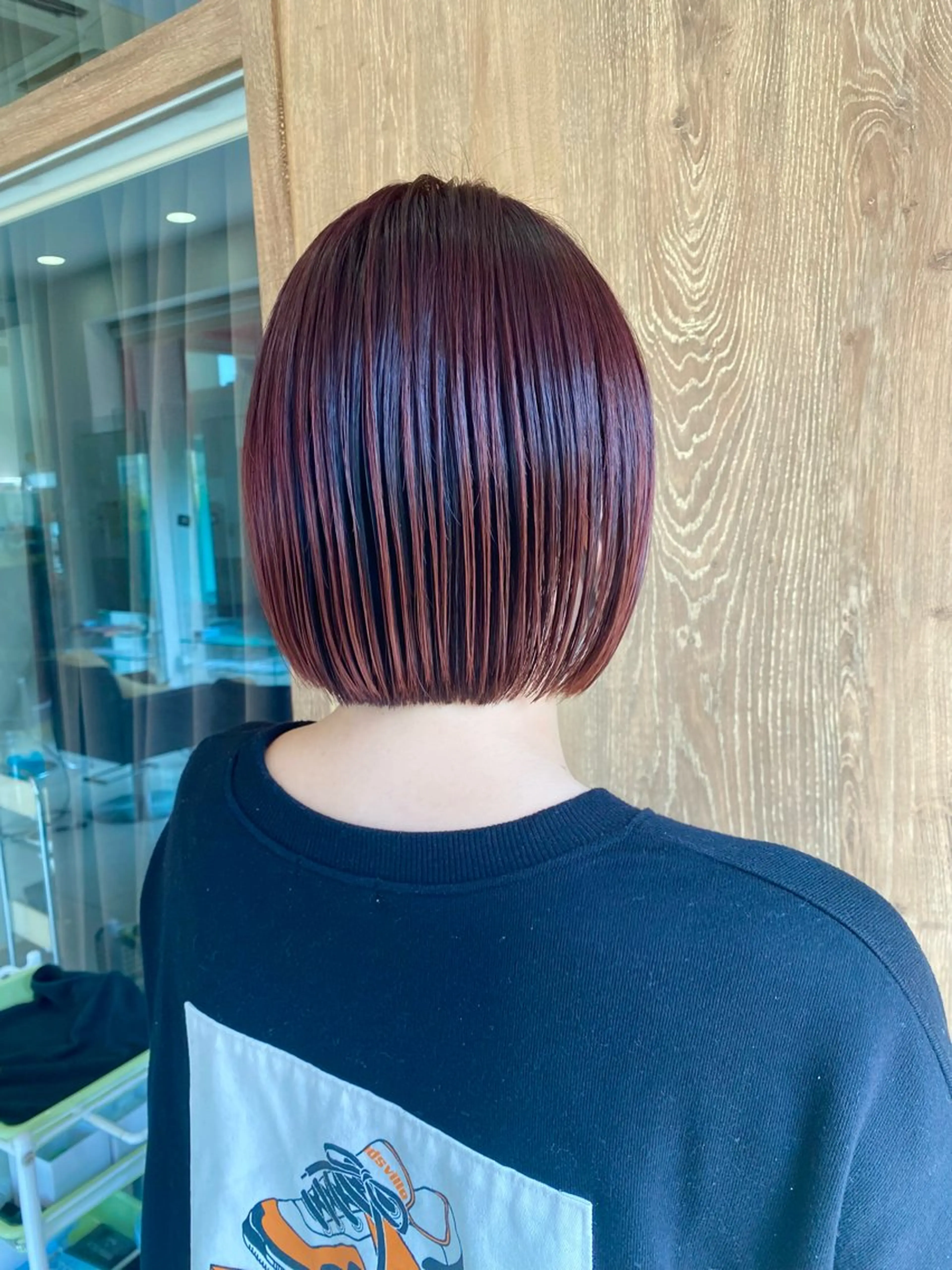 ショート 小坂 麻綾のヘアスタイル