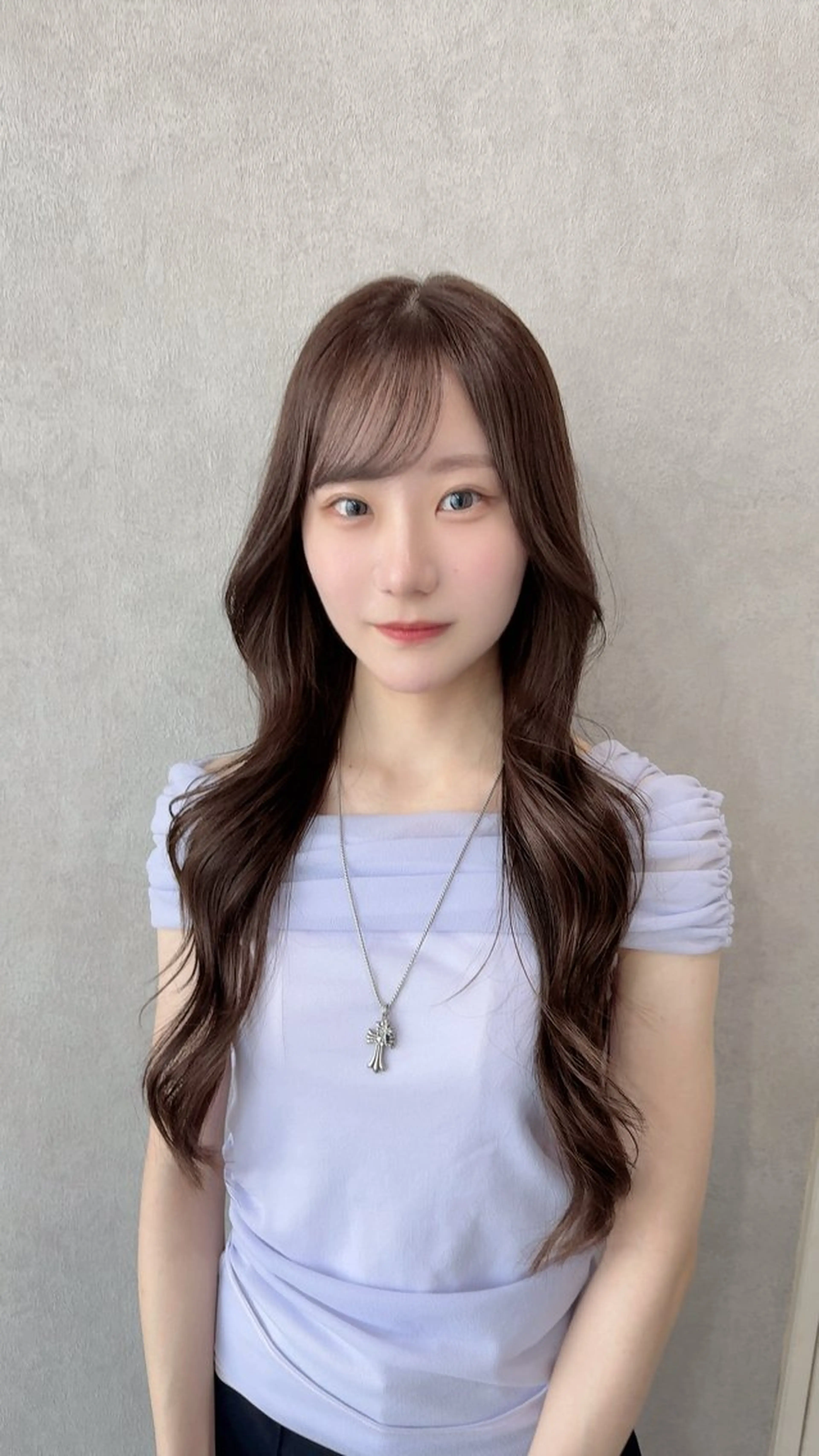 ロング カラー アッシュ アッシュブラウン ベージュカラー 黒髪 ブリーチ カット ヘアカラー トリートメント 赤み無し柔らかカラー 【梅田】madokaのヘアスタイル