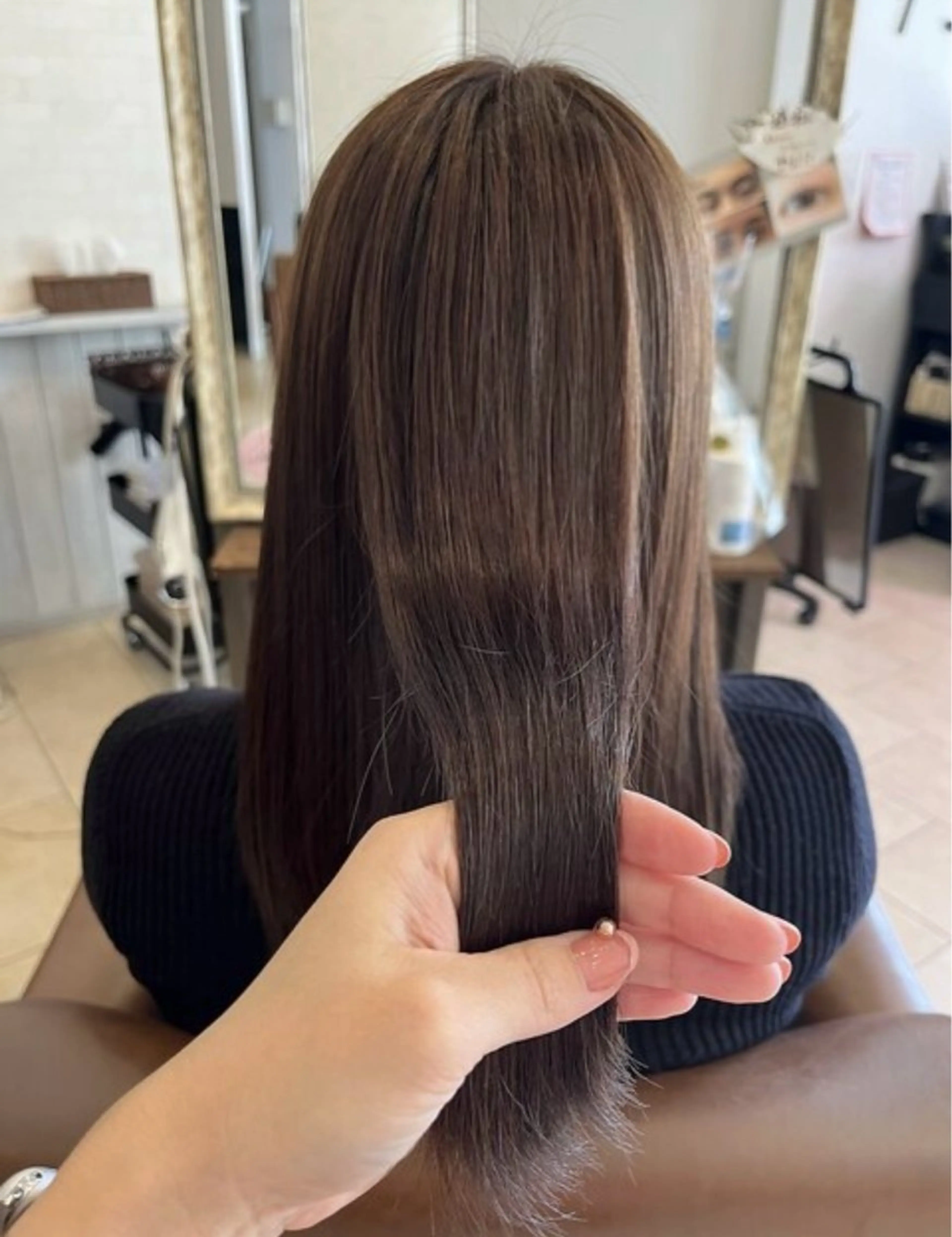 ロング カラー Cuthie 泉川のヘアスタイル