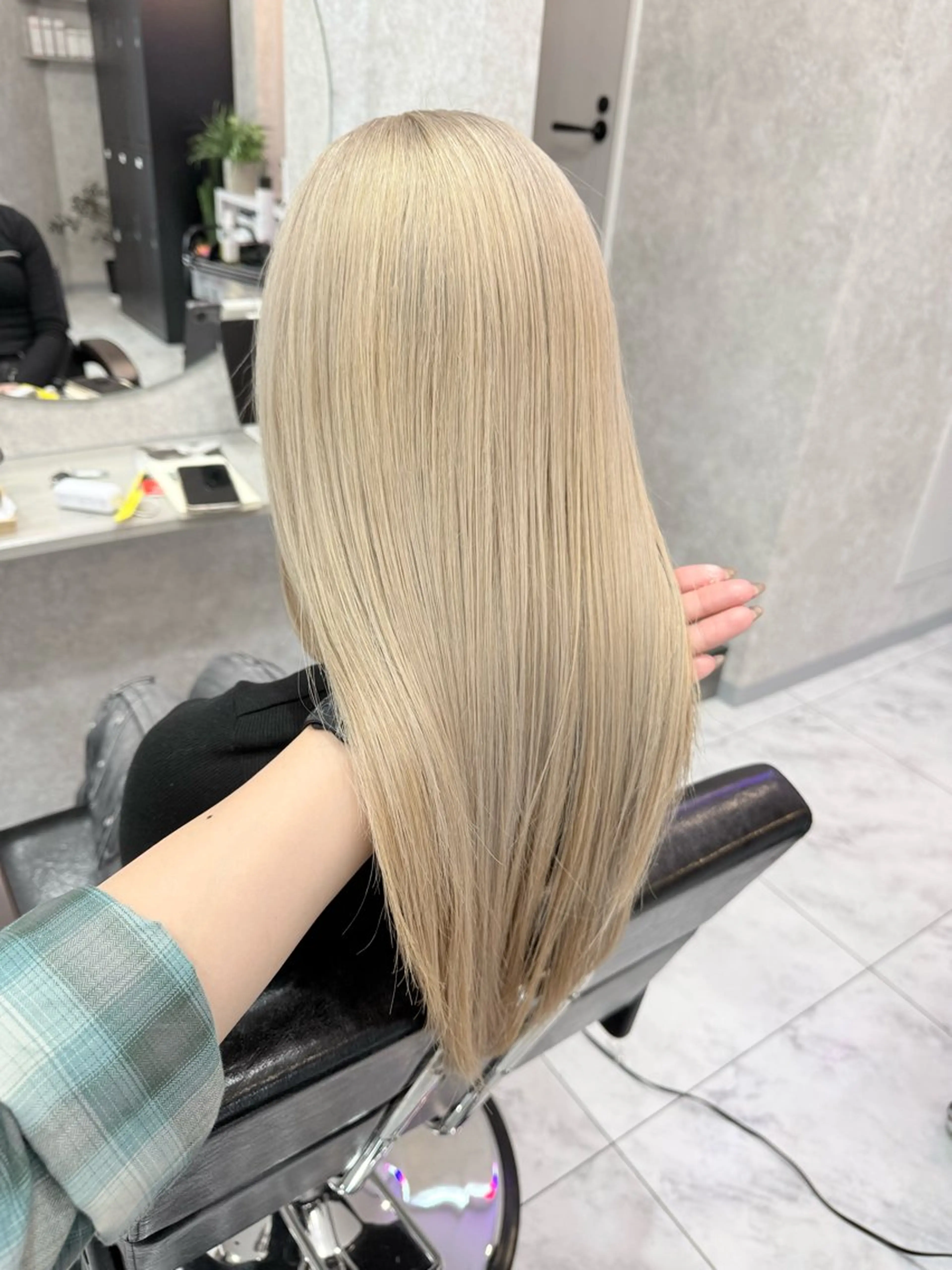 ロング カラー 🌺ハイトーン🌺 矢葺 なぎさ🌺🌺のヘアスタイル