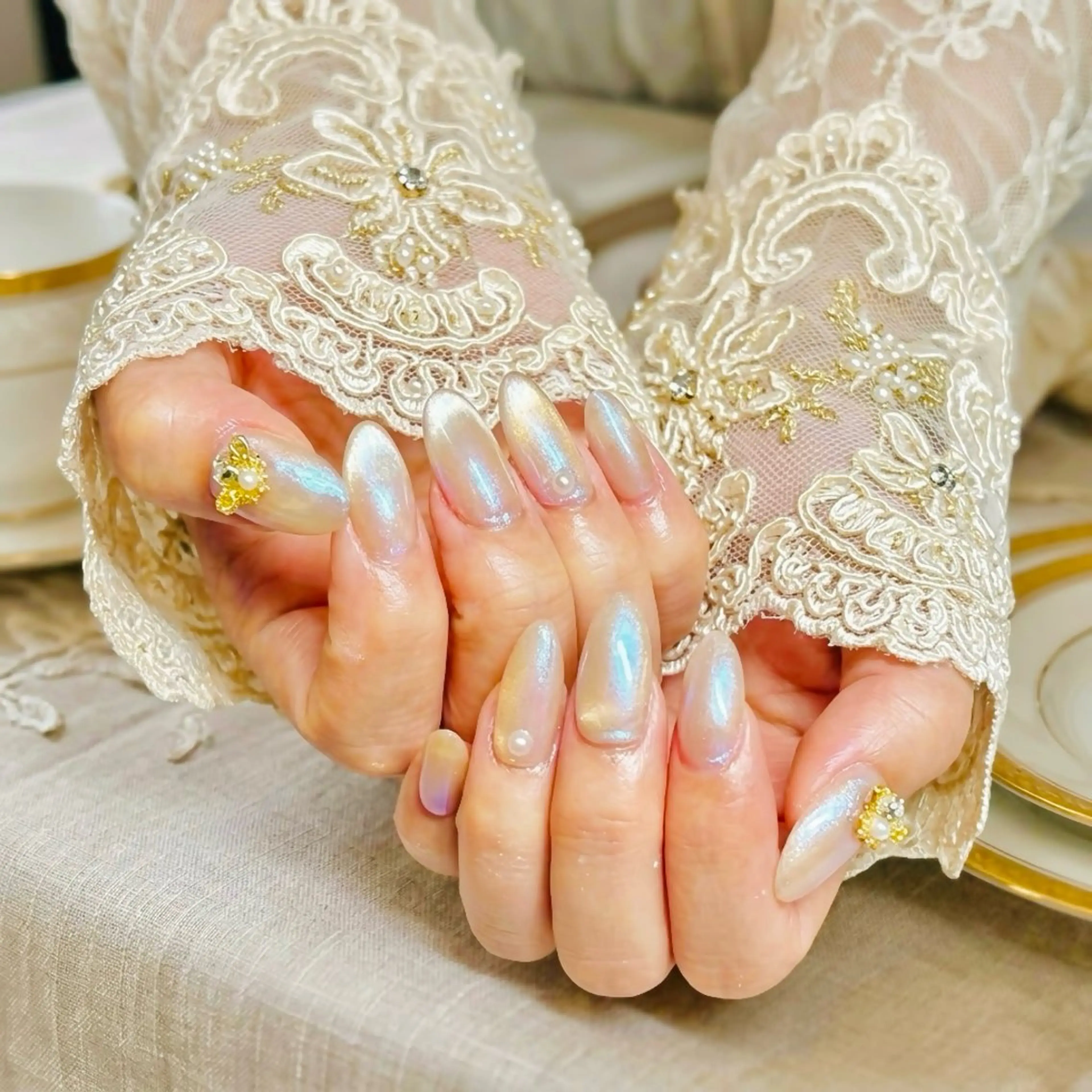 ミディアム ハンドネイル Nail Salon midnightのネイルデザイン