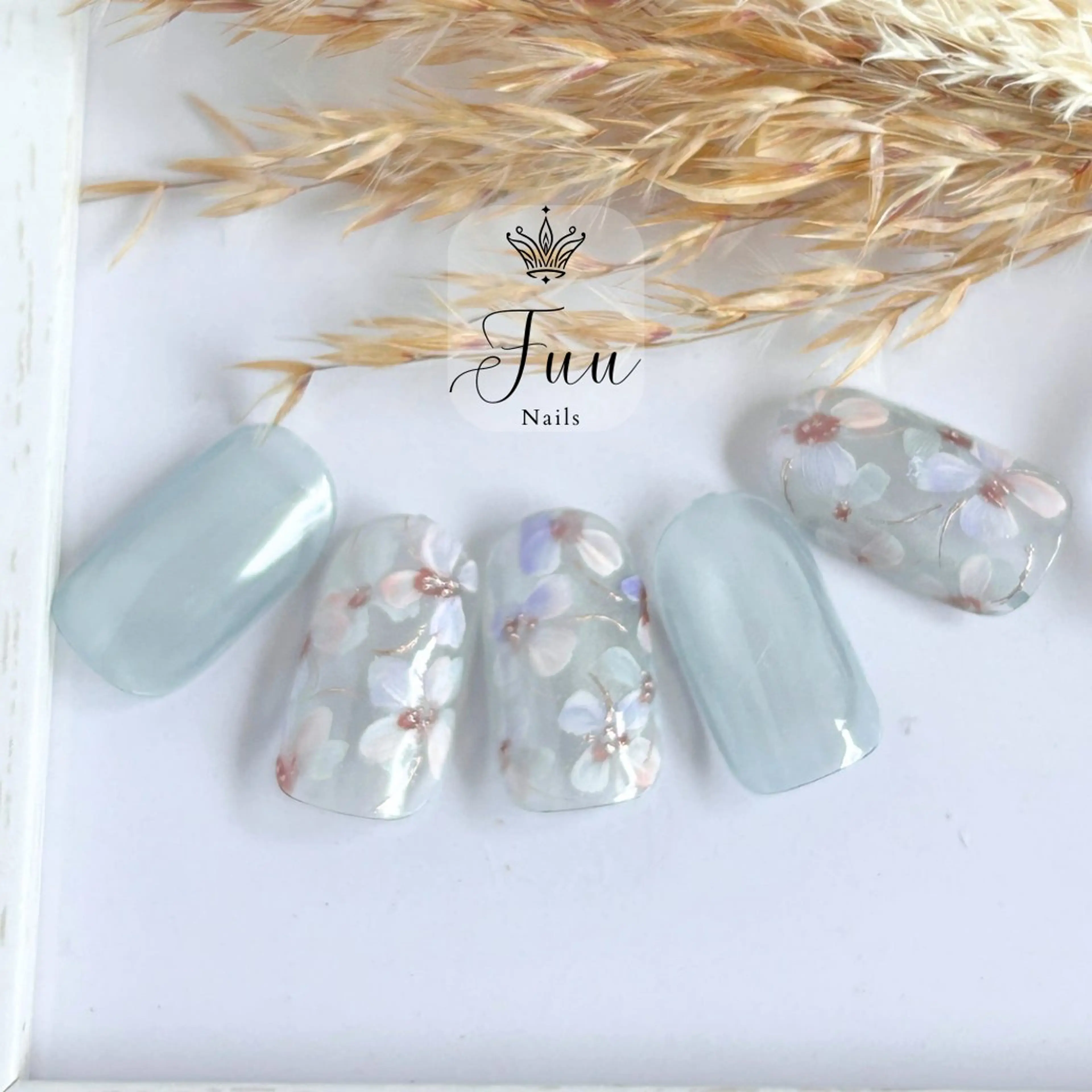 ネイル アートネイル フラワーネイル マグネットネイル ミラーネイル ニュアンスネイル ハンドネイル 犬のいるネイルサロン Fuu nailsのネイルデザイン