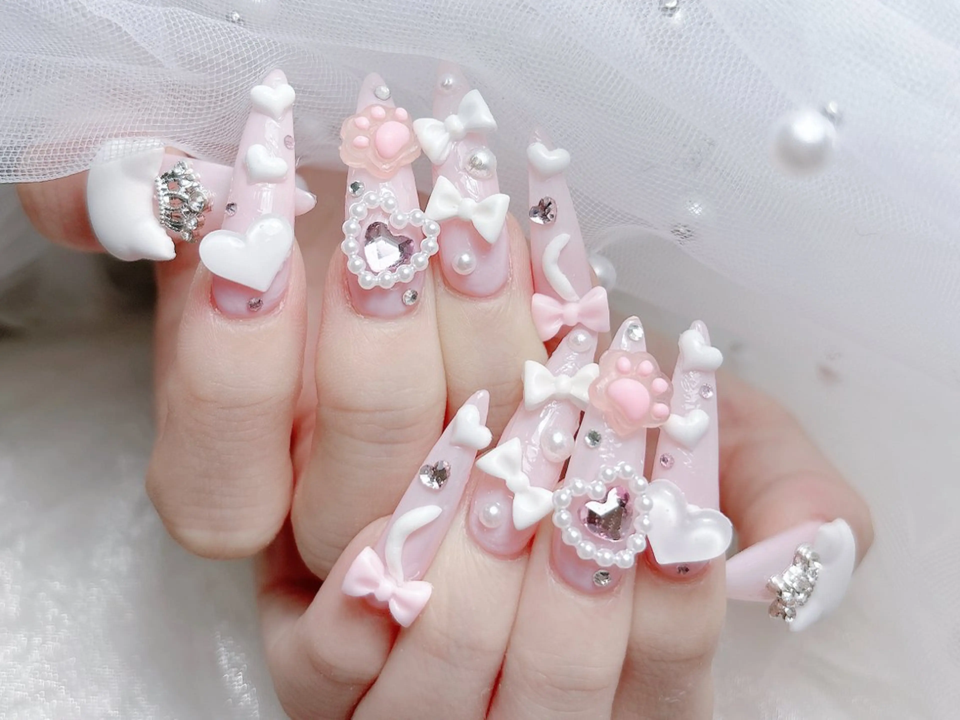 ネイル 成人式 ロングネイル マグネットネイル 大理石ネイル(マーブル) リボン ハンドネイル MoMoA Nail ネイル長さ出し専門店のネイルデザイン