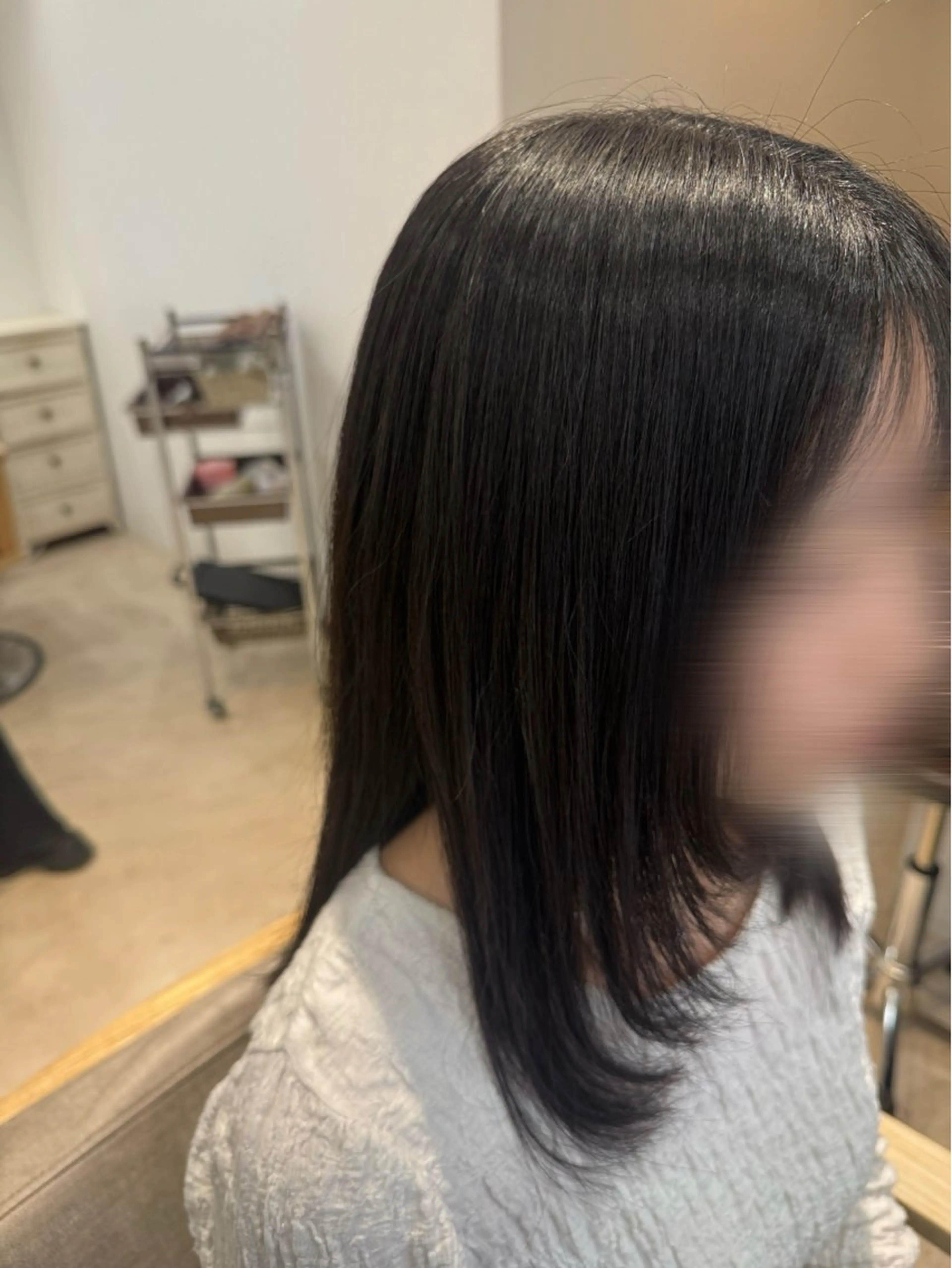 ミディアム カット littleesta 那月のヘアスタイル