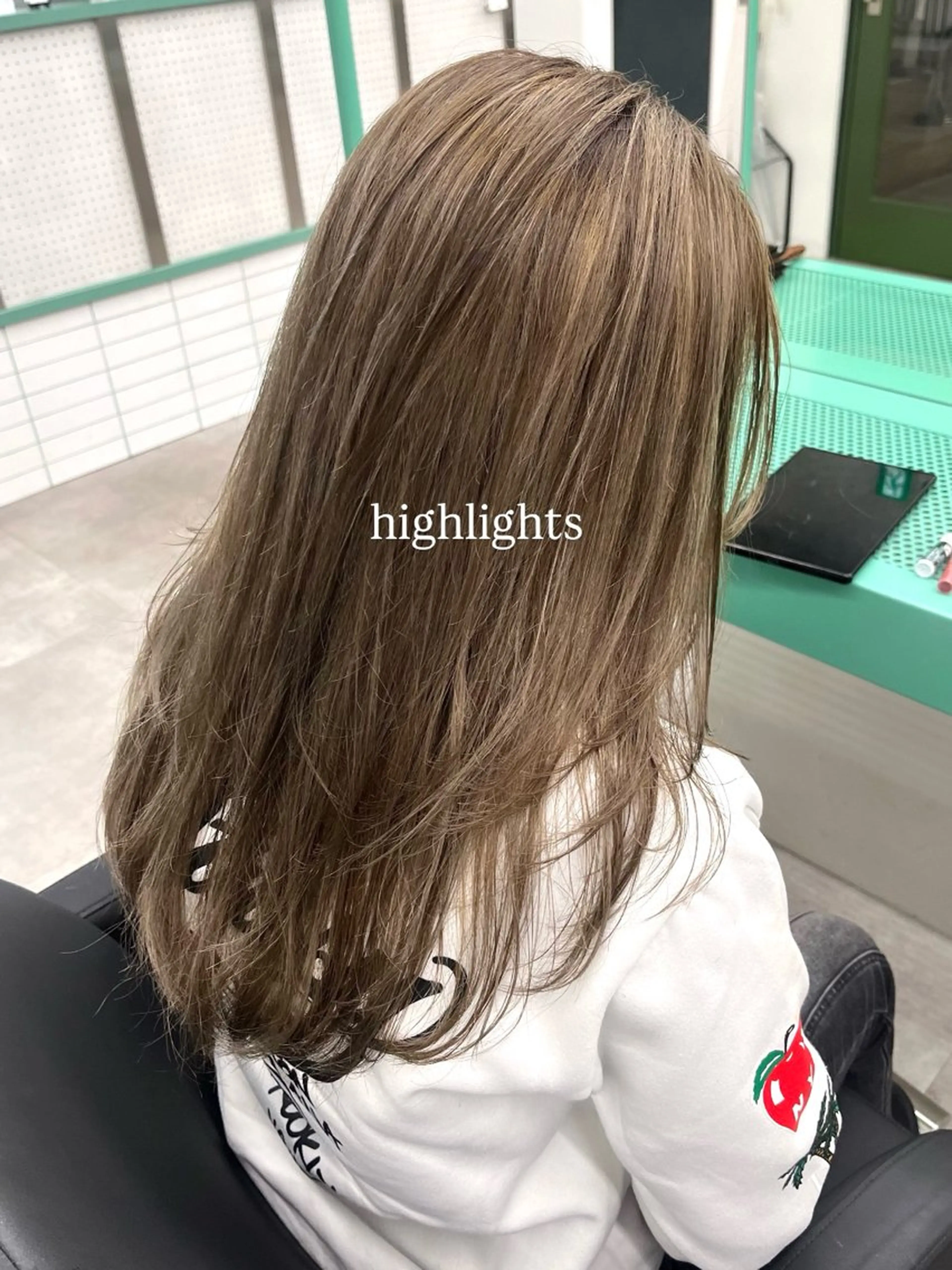 ロング ハイライト レイヤーカット カット ヘアカラー トリートメント Miyu🌊/海外 風ハイライトのヘアスタイル