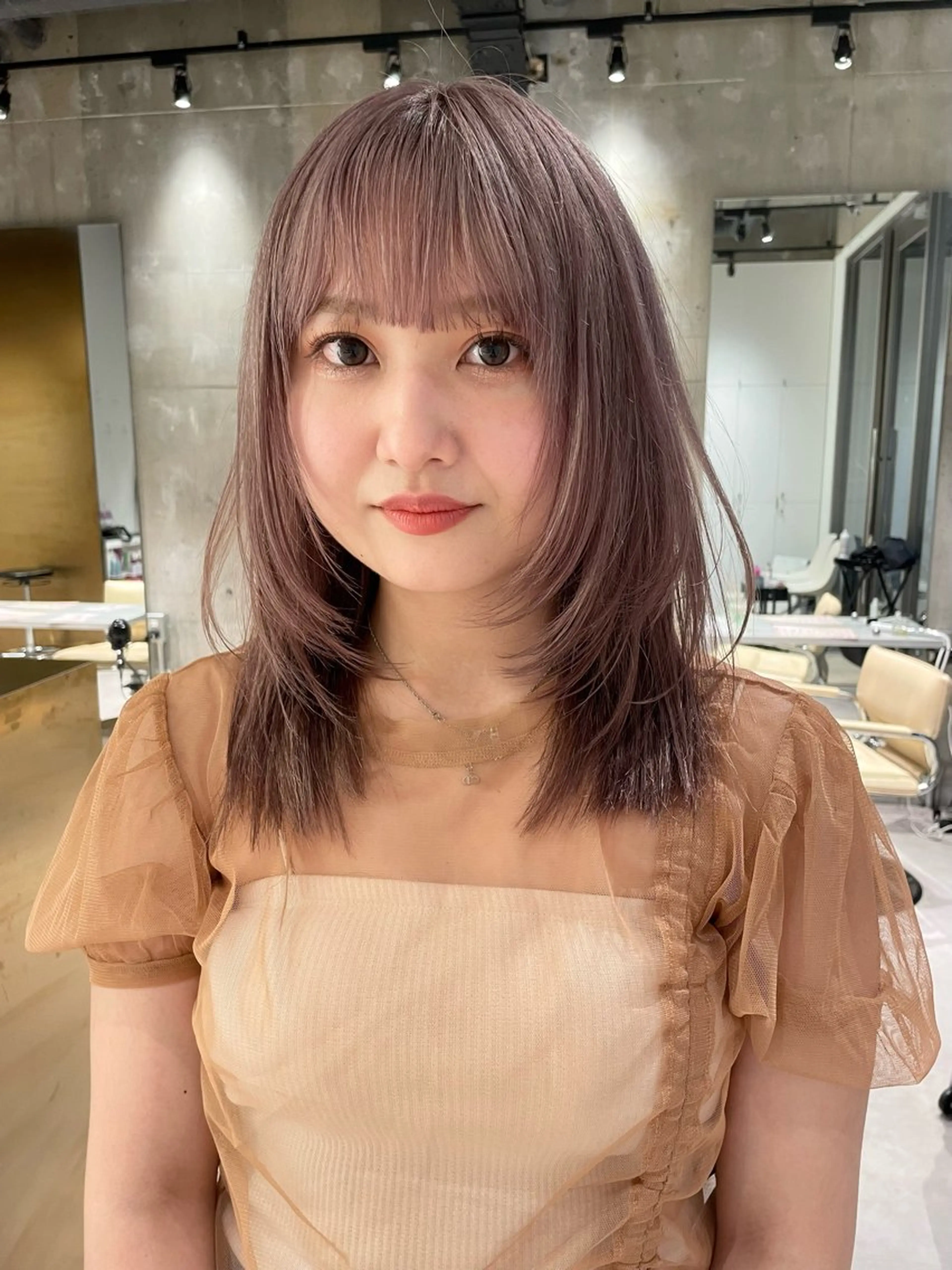 セミロング カラー ☀️海外レイヤー 🇺🇸/ヒナコのヘアスタイル