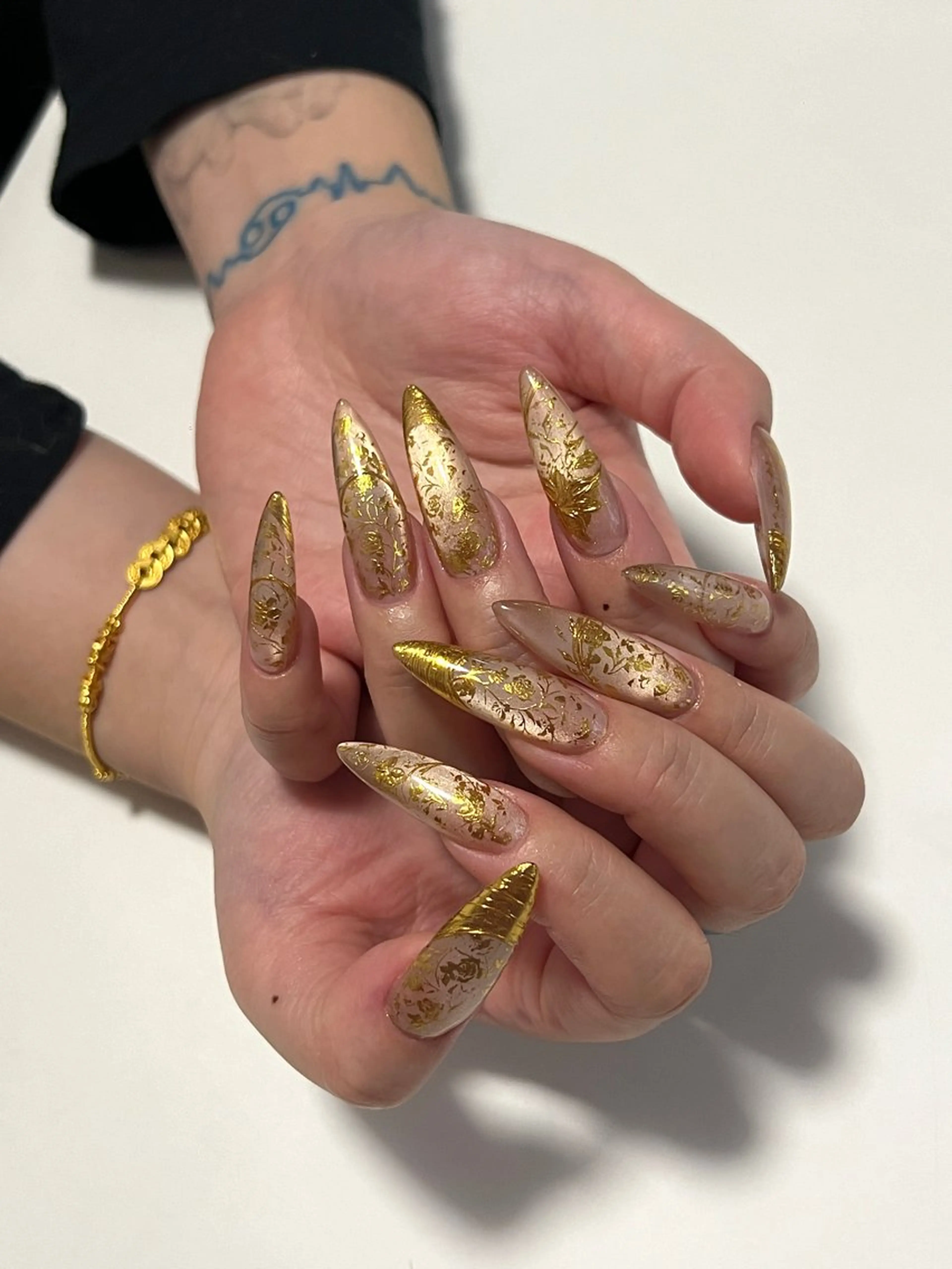 メンズ ネイル アートネイル フレンチネイル ジェルネイル キラキラネイル パラジェル Bloom スカルプ専門店のネイルデザイン