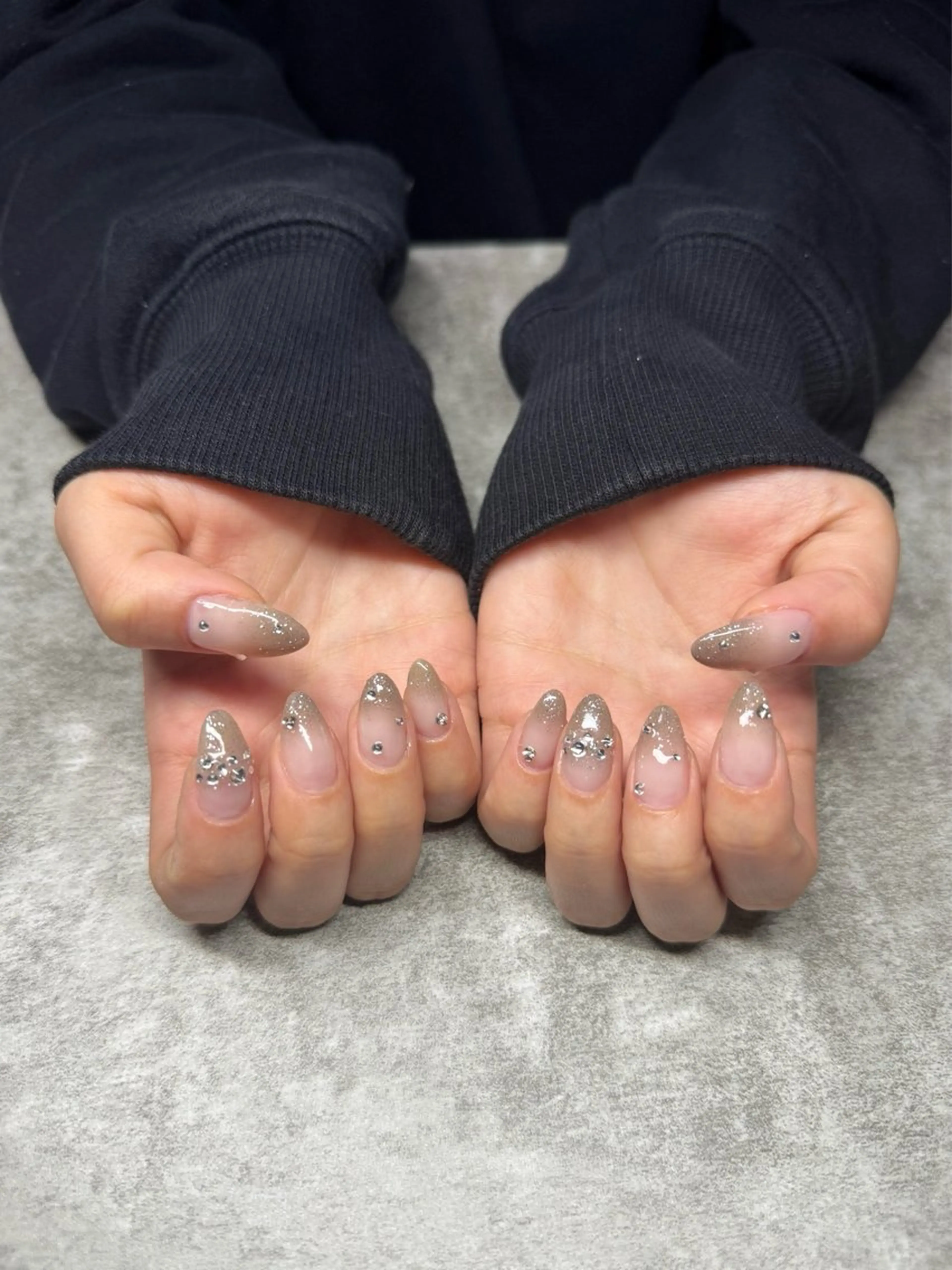 ネイル ハンドネイル ﾊﾗ ｱｲｶのネイルデザイン